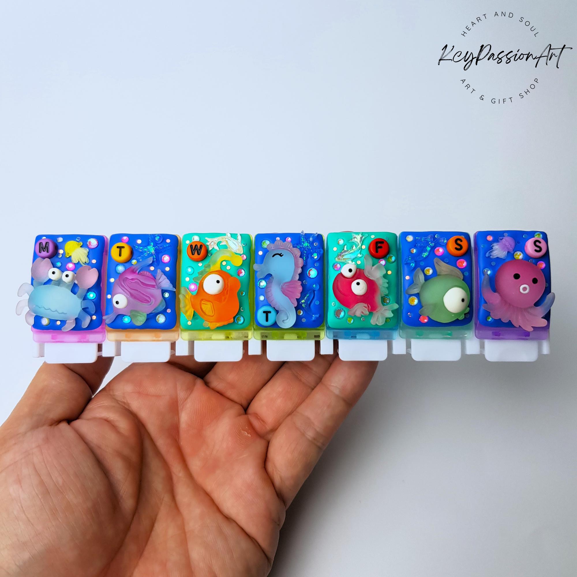 Love Marine Life - Straight Pill Box