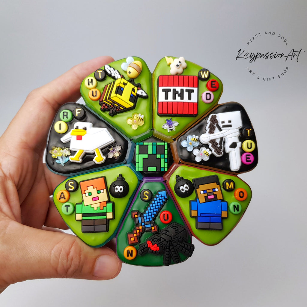 Craft, Build & Play - XL Pill Box