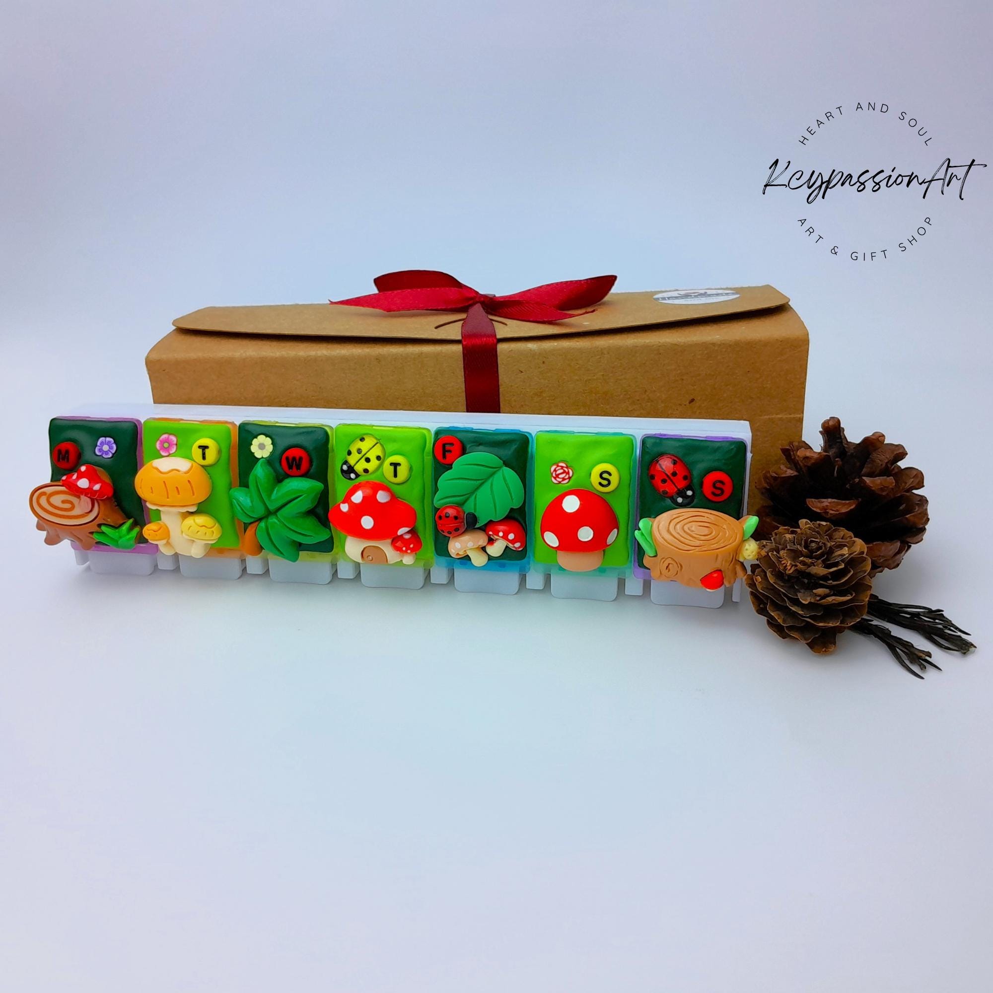 Whoa Mushrooms - Straight Pill Box