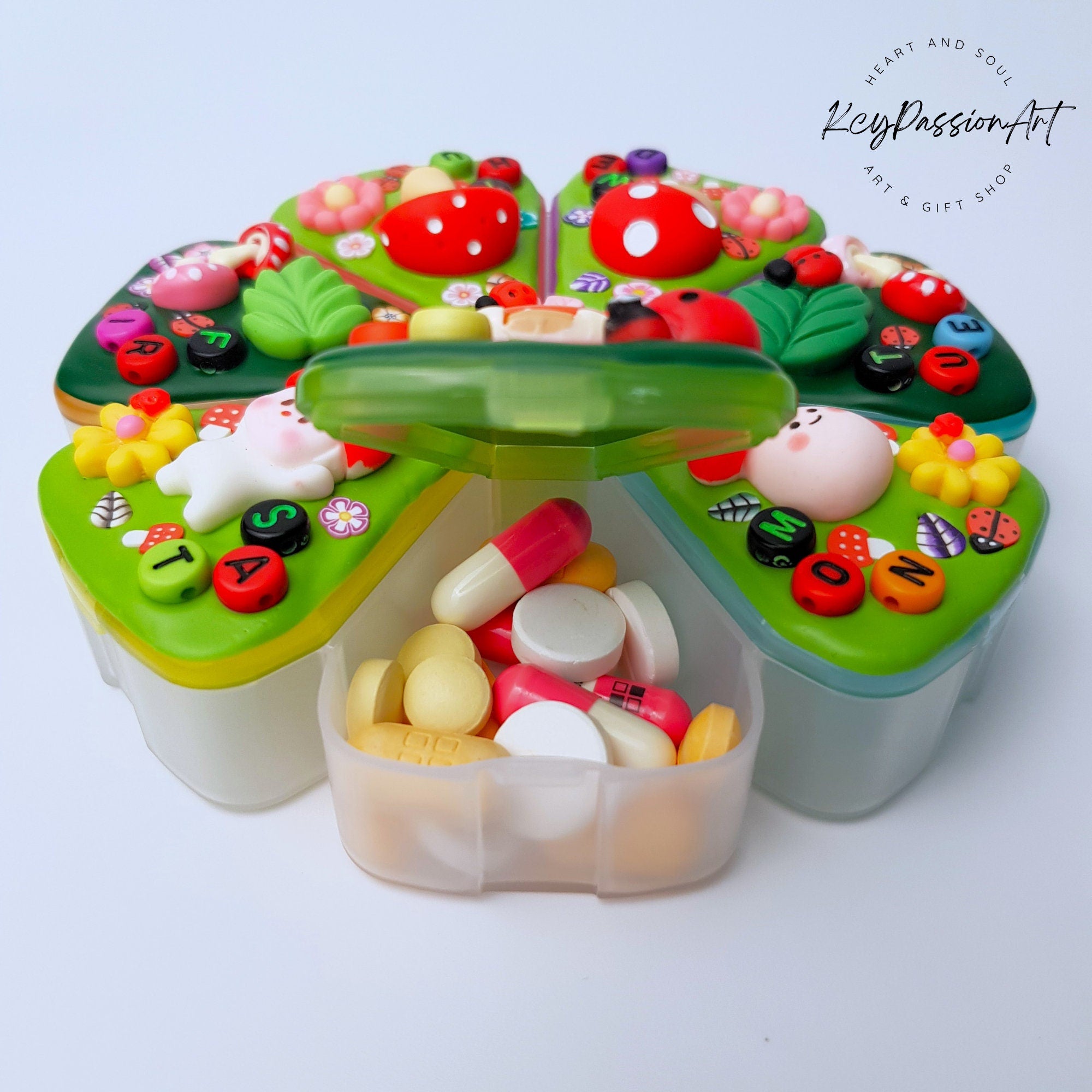 Mushroom Craze - XL Pill Box