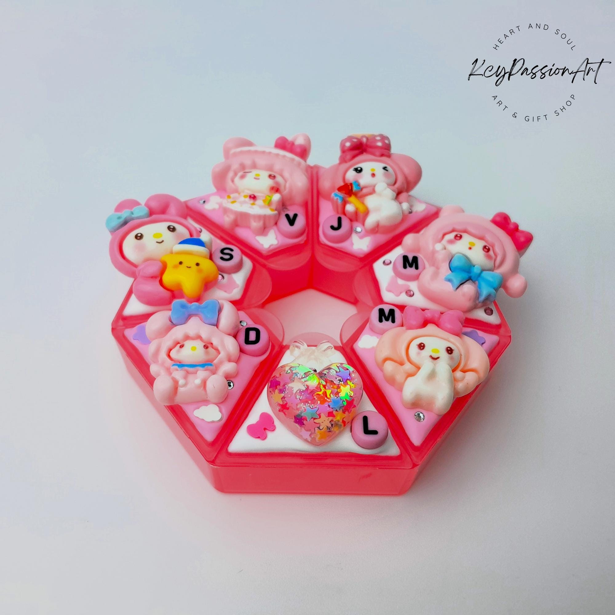 Cute Bestie - Heptagon Pill Box
