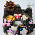 Cute Black Beauty - Heptagon Pill Box