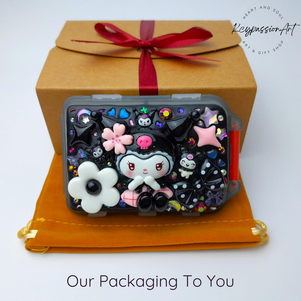 Pillenbox „Playful Black Cutie“ zum Aufklappen und Falten, Medikamenten- und Vitaminspender, 7-Tage-Pillenbox für Tag und Nacht