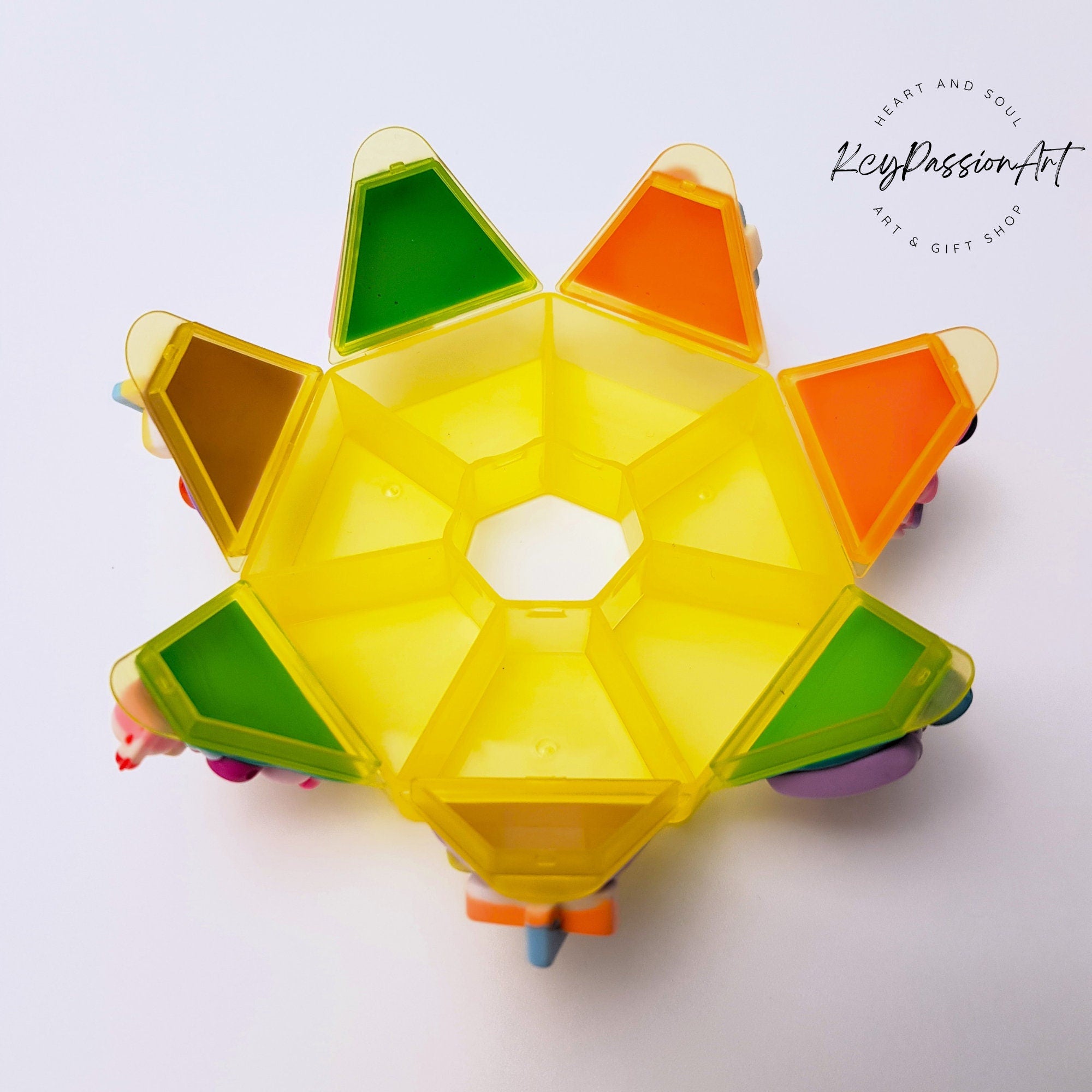 Kirby Daily Fun - Heptagon Pill Box