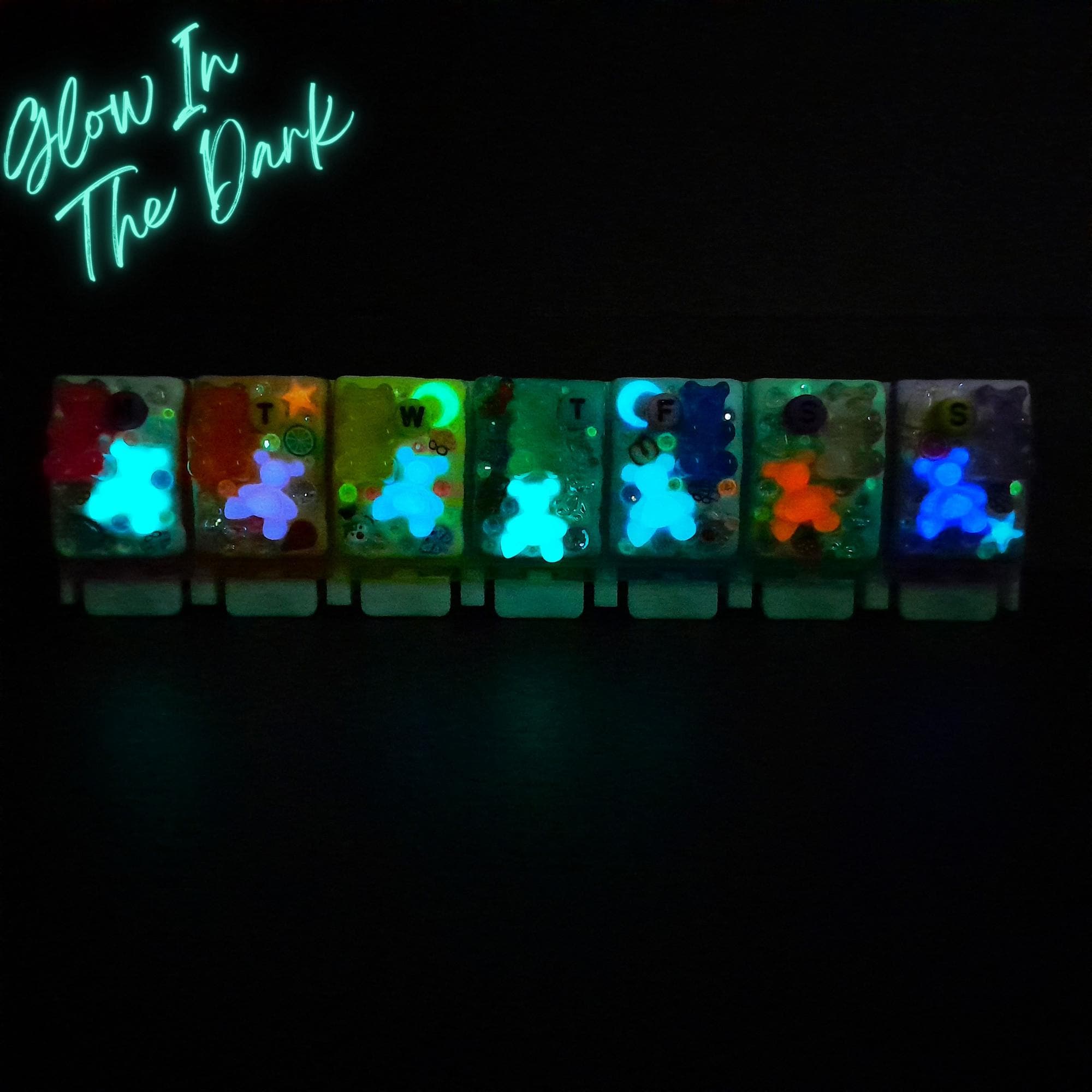 Gummy Bear Glow - Straight Pill Box