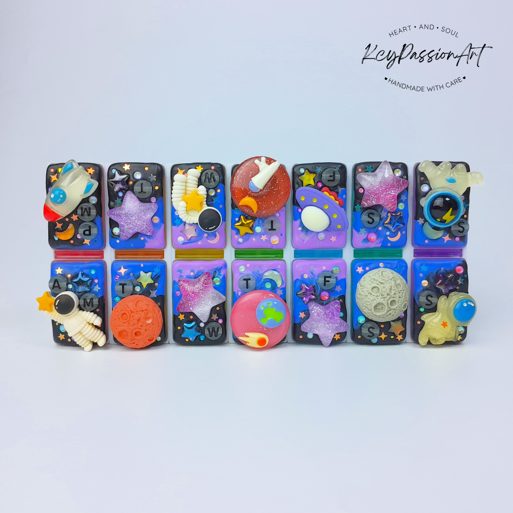 Galaxy Space - Detachable Pill Box