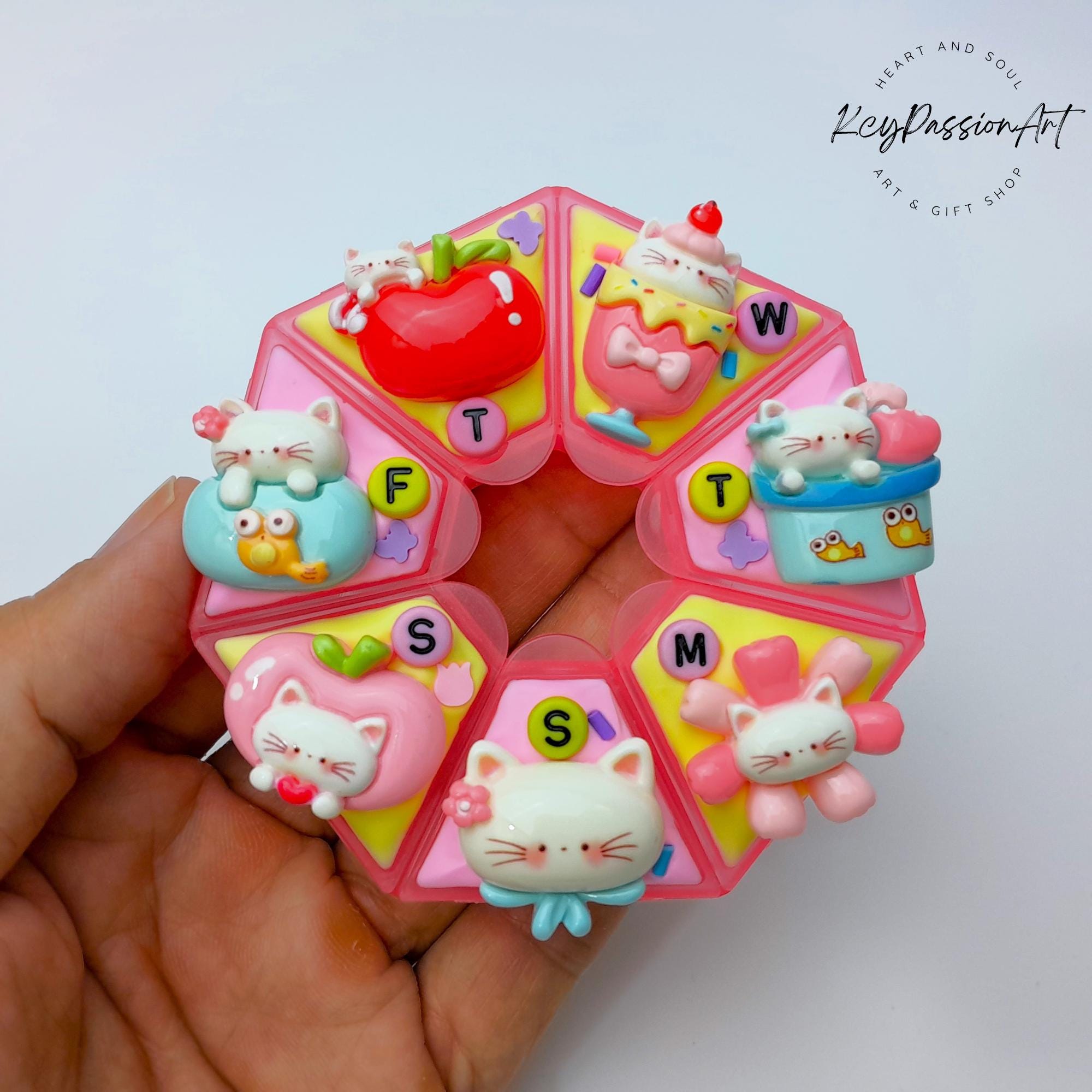 Cat Of Joy - Heptagon Pill Box