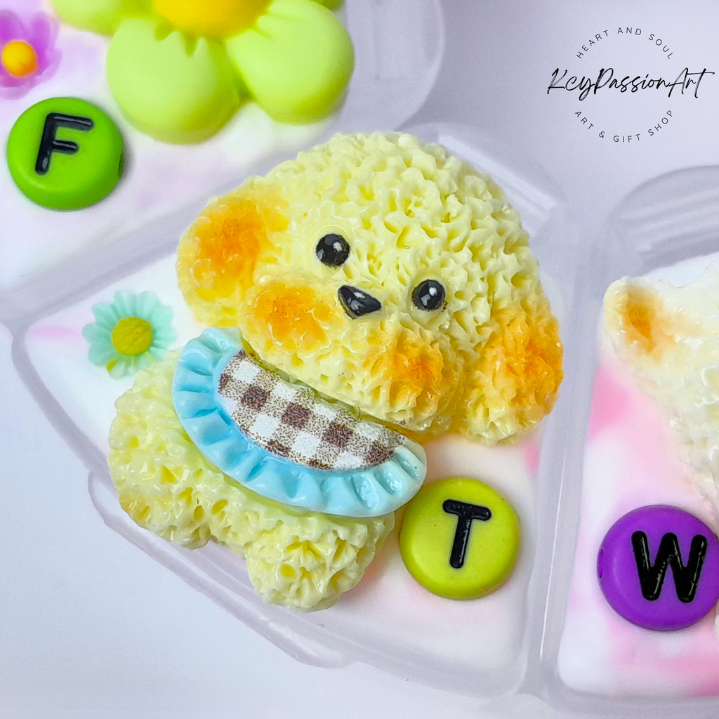 Dogs Lover Decorated Round Pill Box