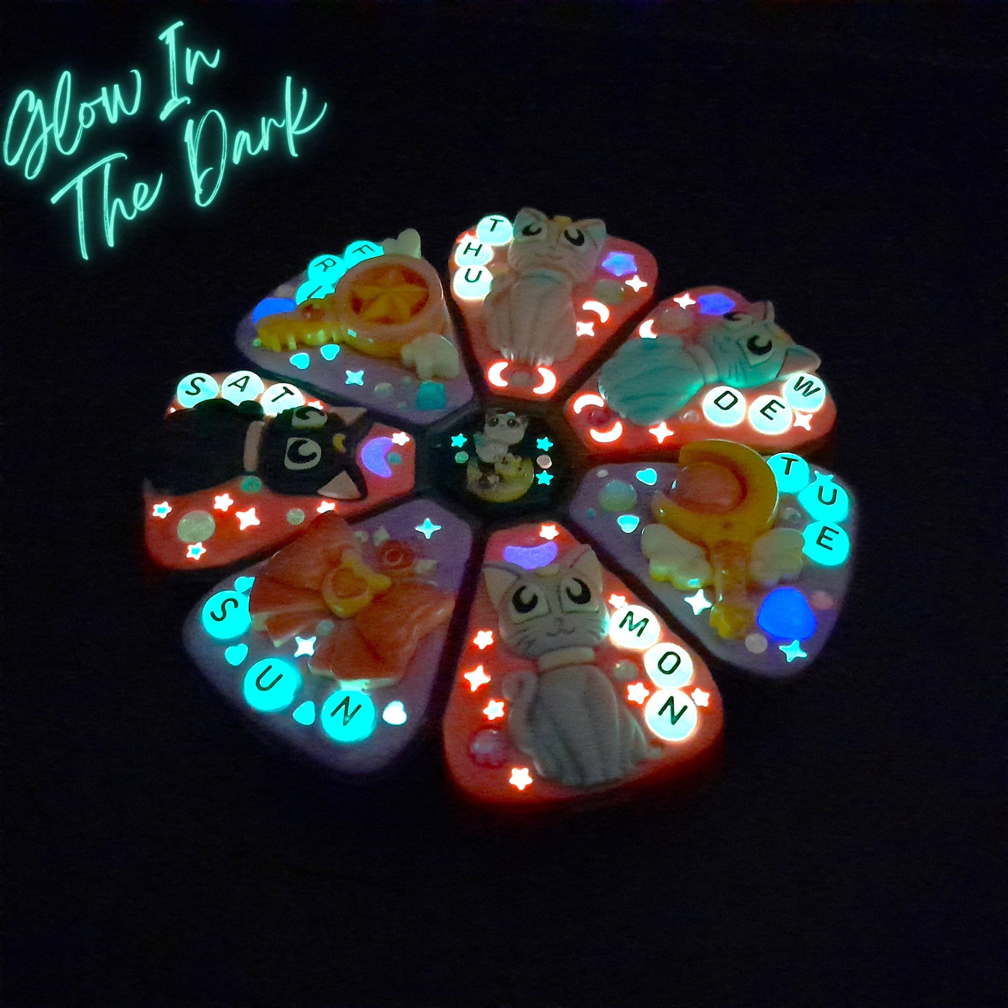 Magic Wands & Moon Cats - XL Pill Box