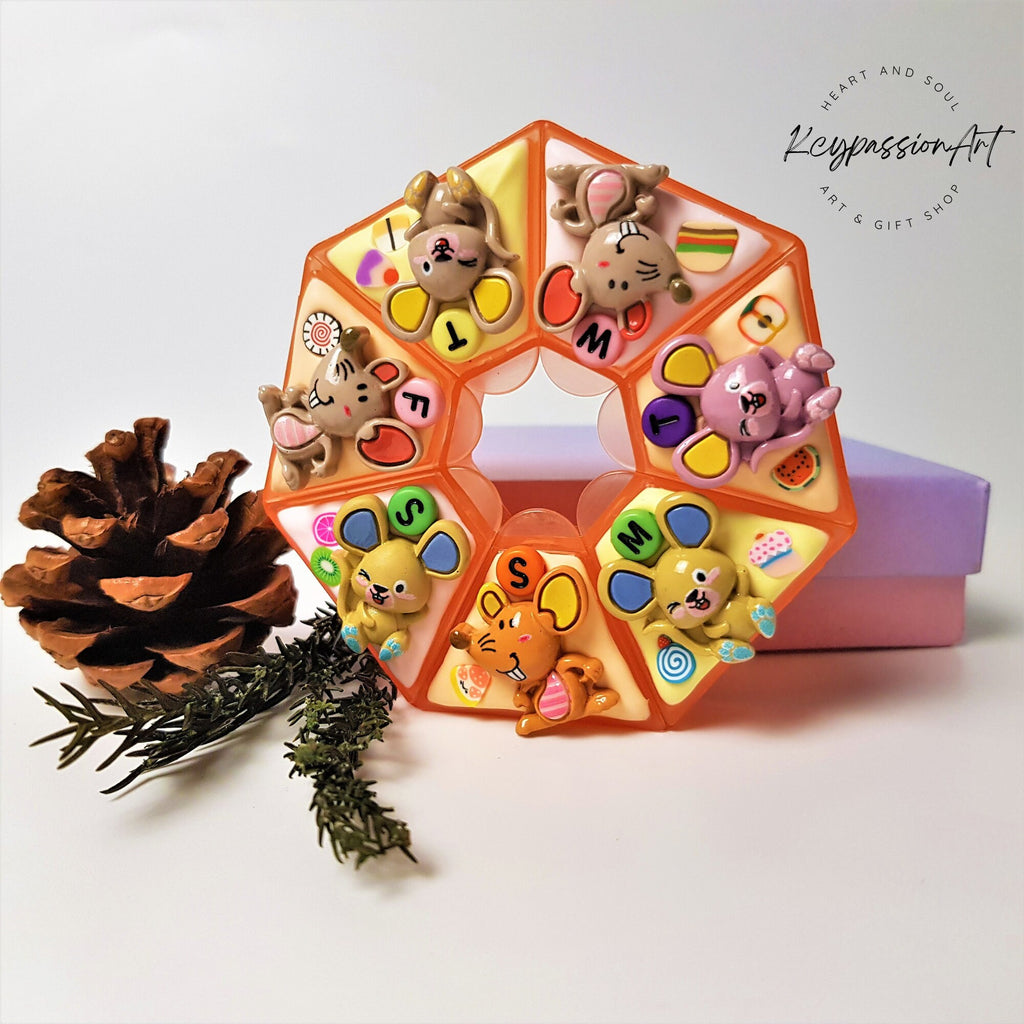 Cheeky Mice - Heptagon Pill Box