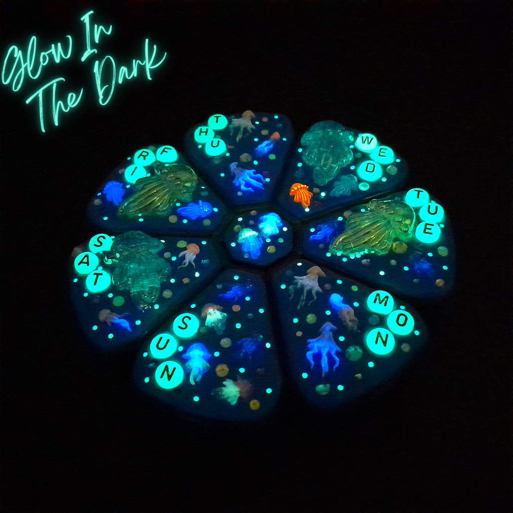 Jellyfish Glow - XL Pill Box