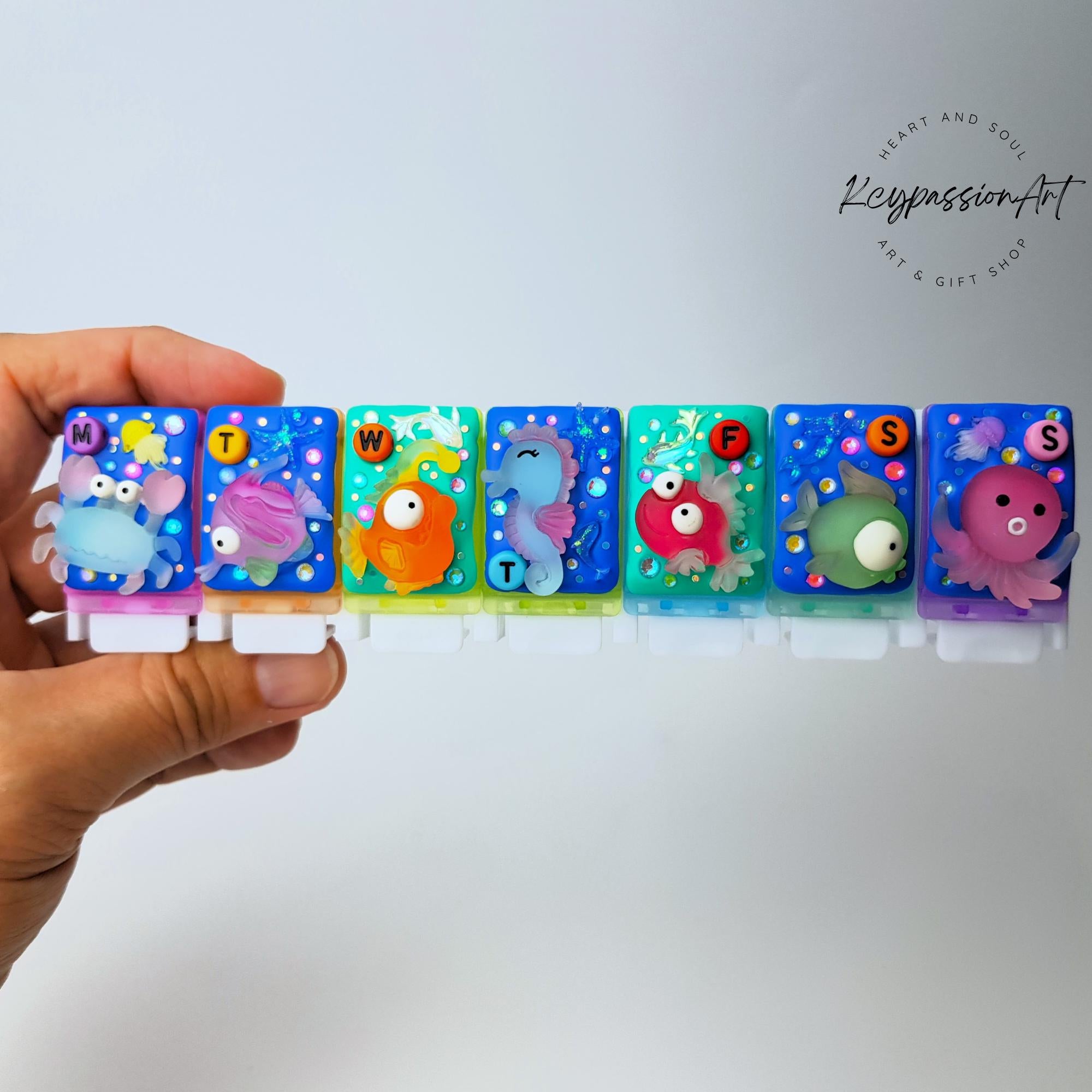 Love Marine Life - Straight Pill Box