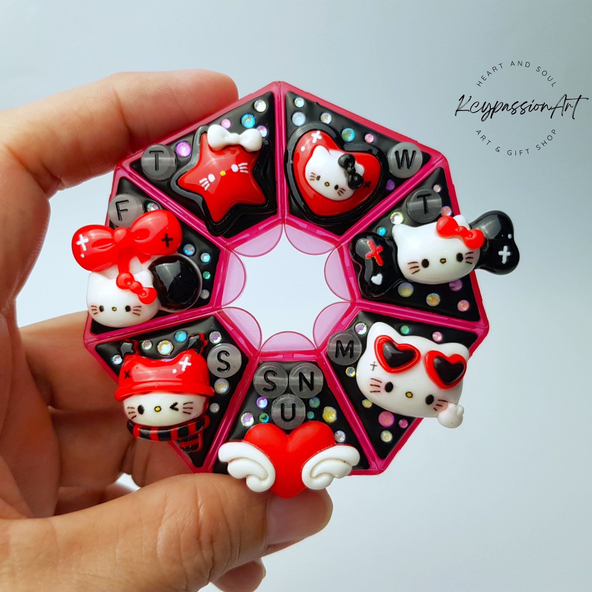 Truly Madly Deeply - Heptagon Pill Box