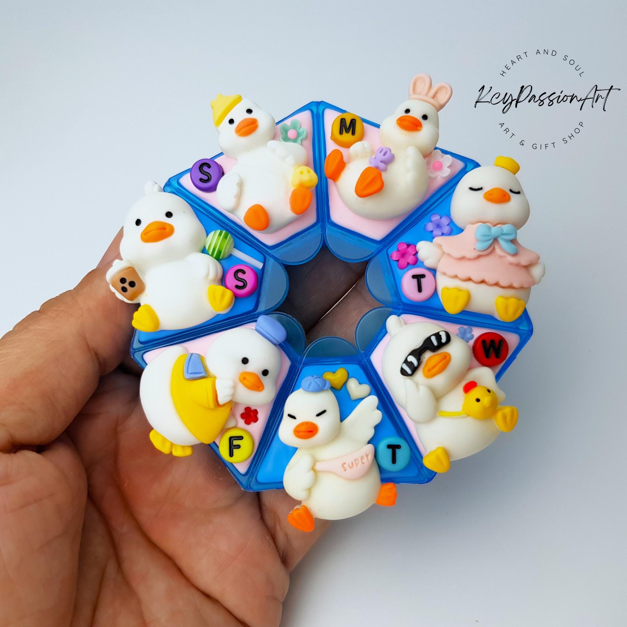 Duck A Pose - Heptagon Pill Box