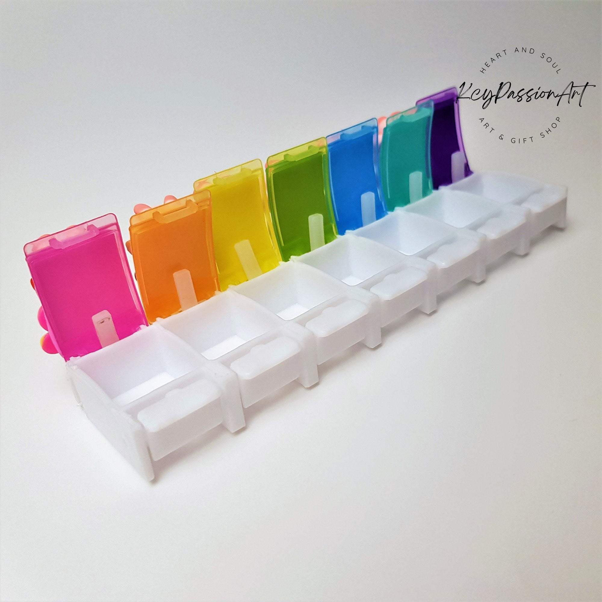 7-Tage-Pillenbox „7 magische Pilze“ – Niedliche Pillendose, Medikamenten- und Vitaminspender, Wochen-Pillenbox