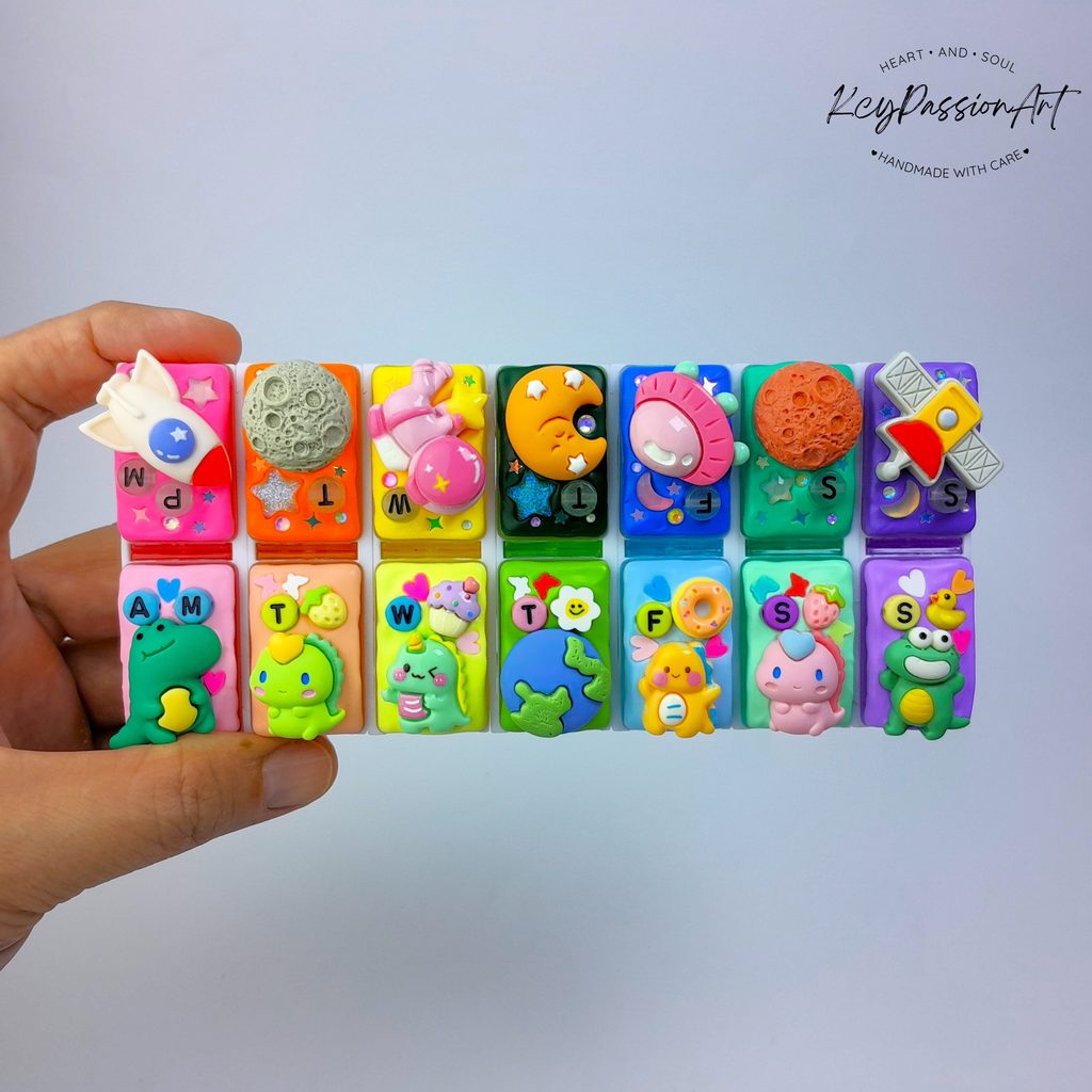 Space And Dino - Detachable Pill Box