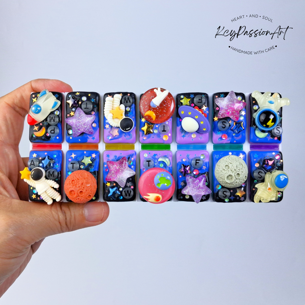Galaxy Space - Detachable Pill Box