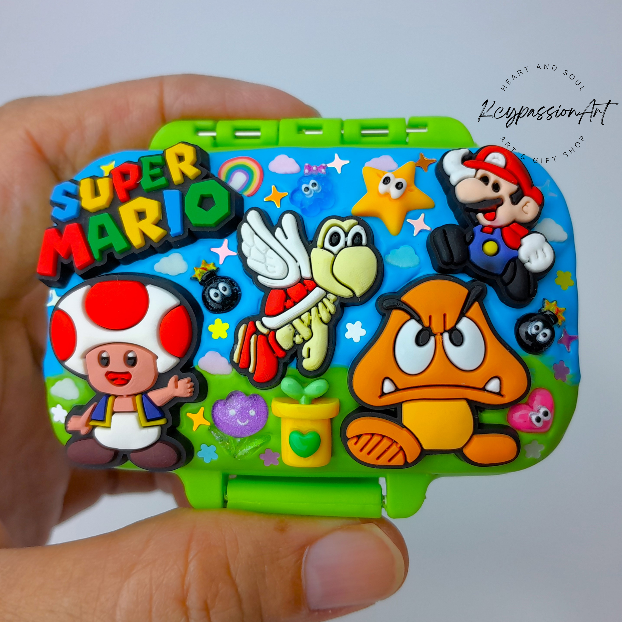 Boîte à pilules à compartiments Gaming World 3-Grids