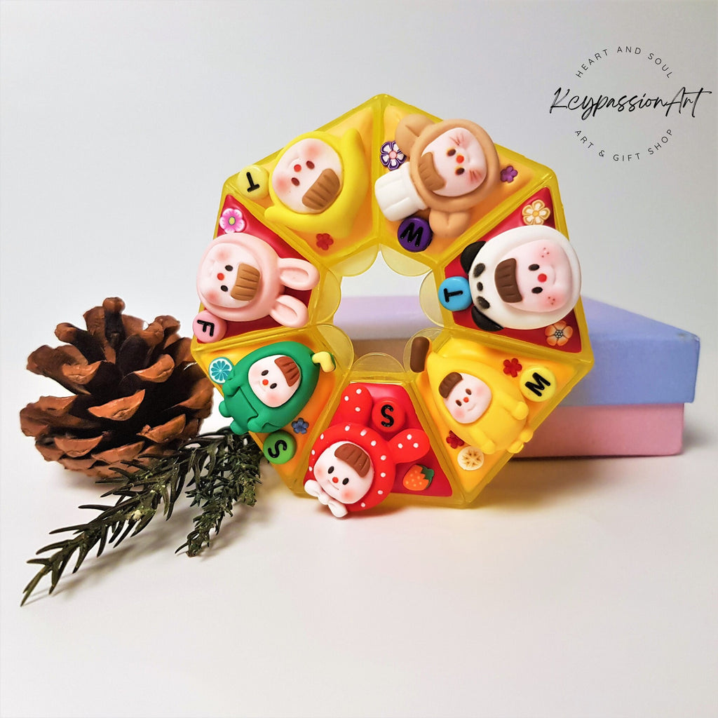 Cutie Baby Face - Heptagon Pill Box