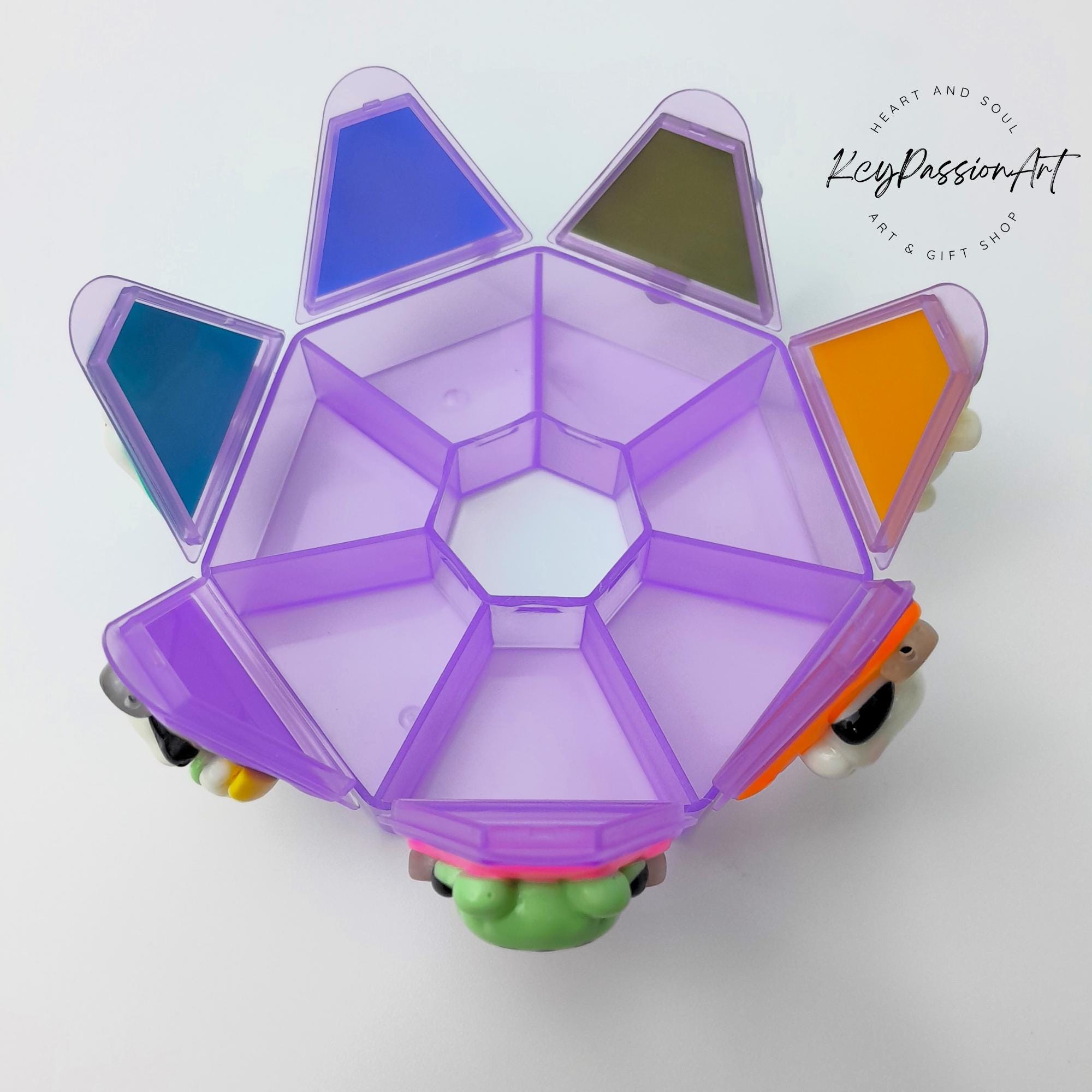 Puppy Daily Fun - Heptagon Pill Box