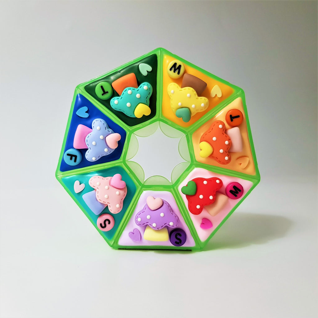 Mush Stitchy Room - Heptagon Pill Box