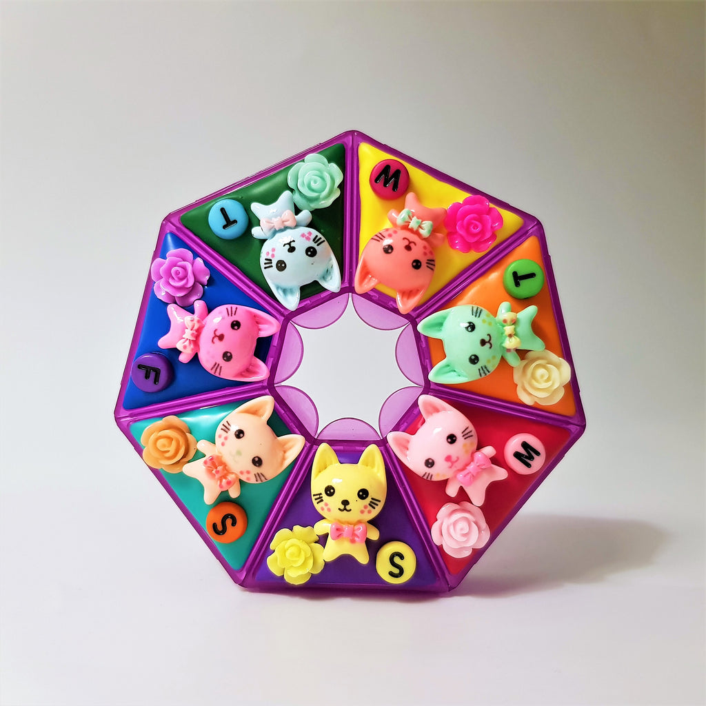 7-Tage-Pillenbox „United Kitten Cats“ für morgens und abends, Medikamenten- und Vitaminspender für 7 Tage, Pillendose für Tag und Nacht