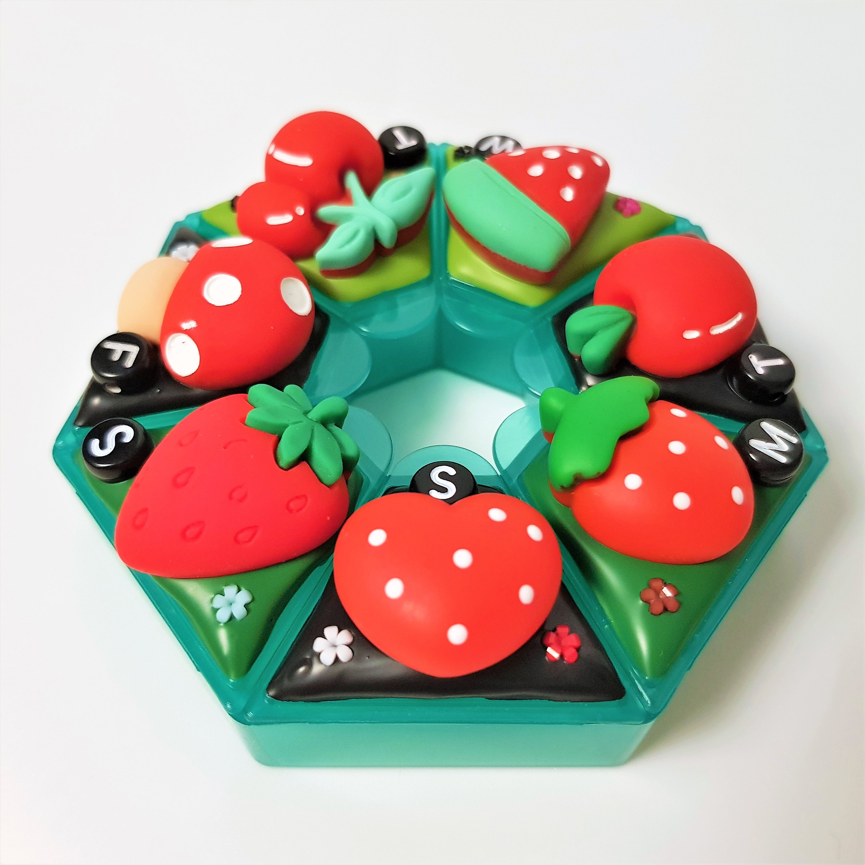 Crazily Love Reds Decorated Heptagon Pill Box