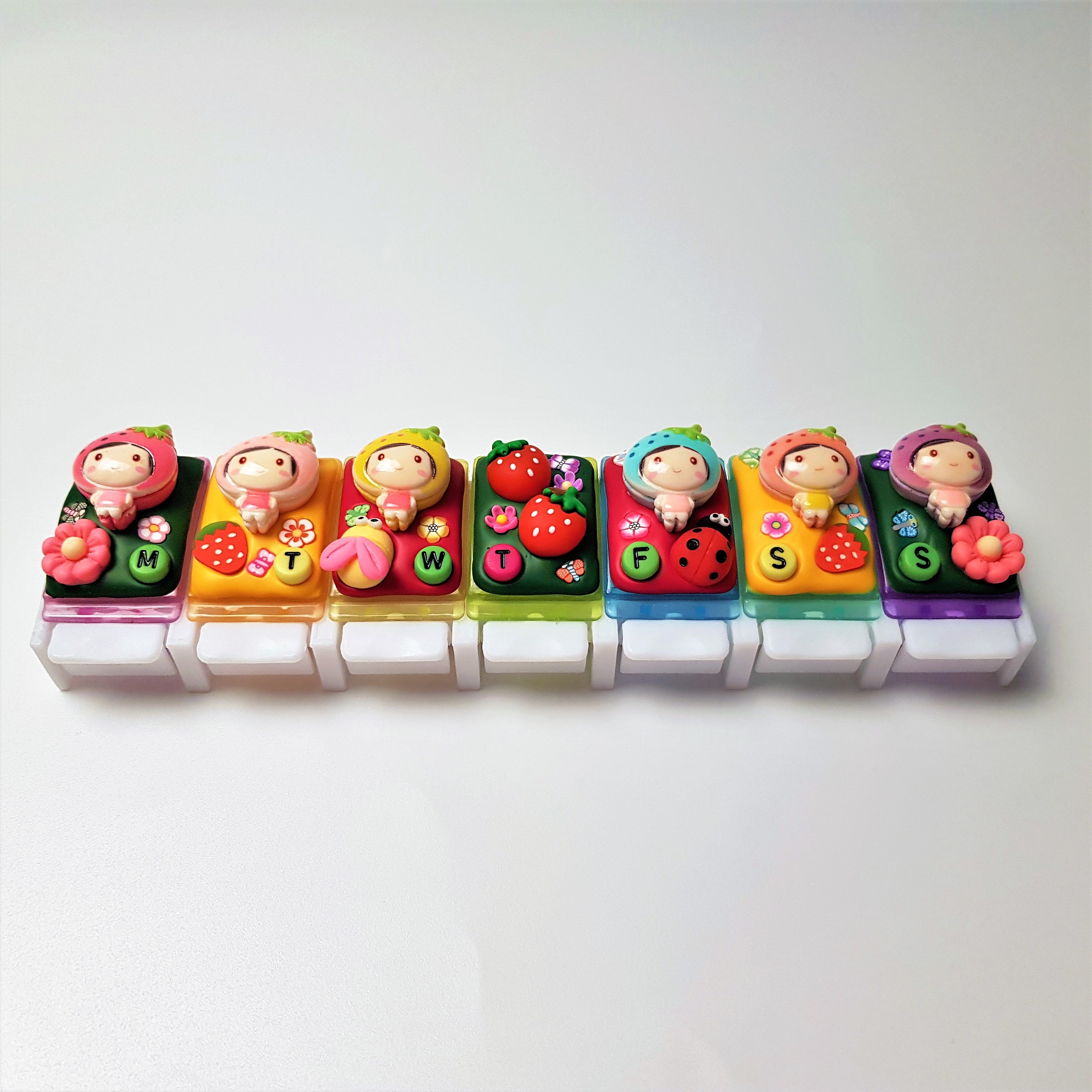 Strawberry Girls - Straight Pill Box