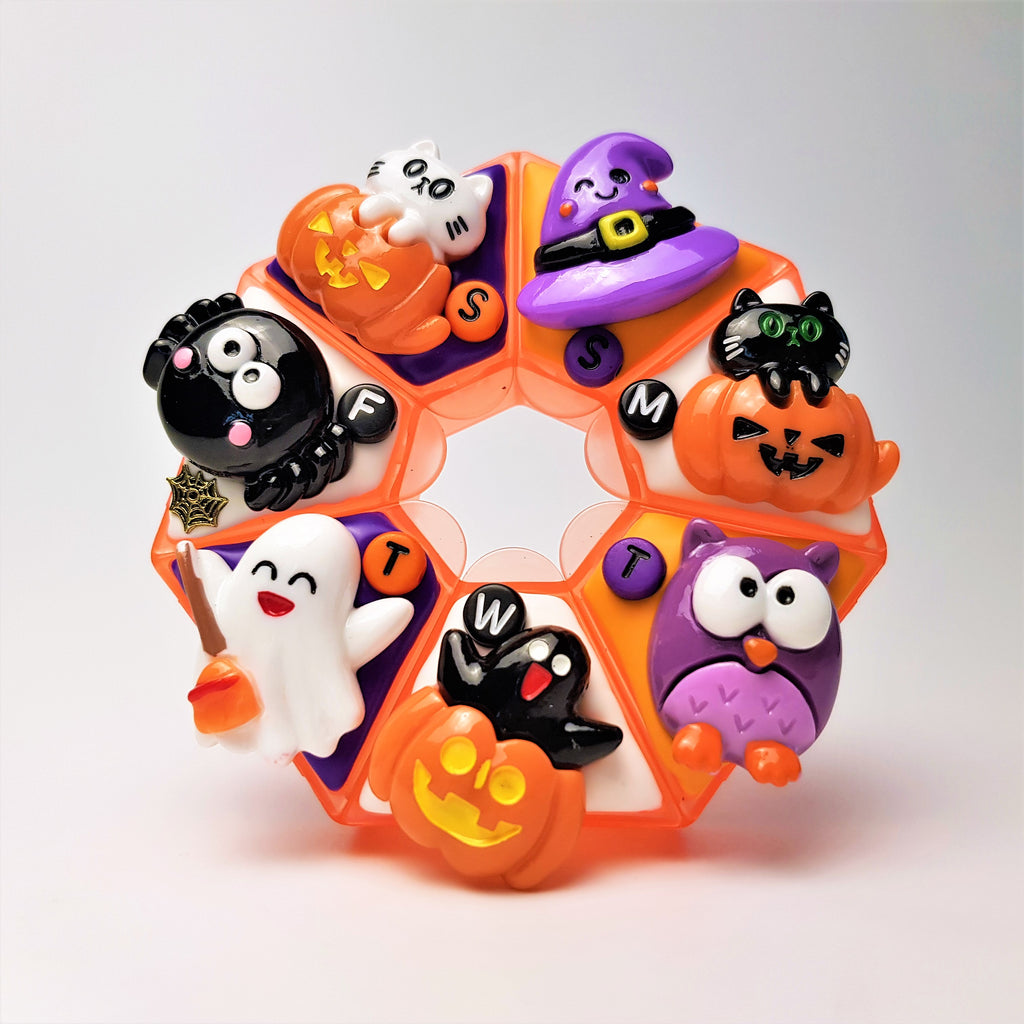 Spooky Cute & Funny - Heptagon Pill Box