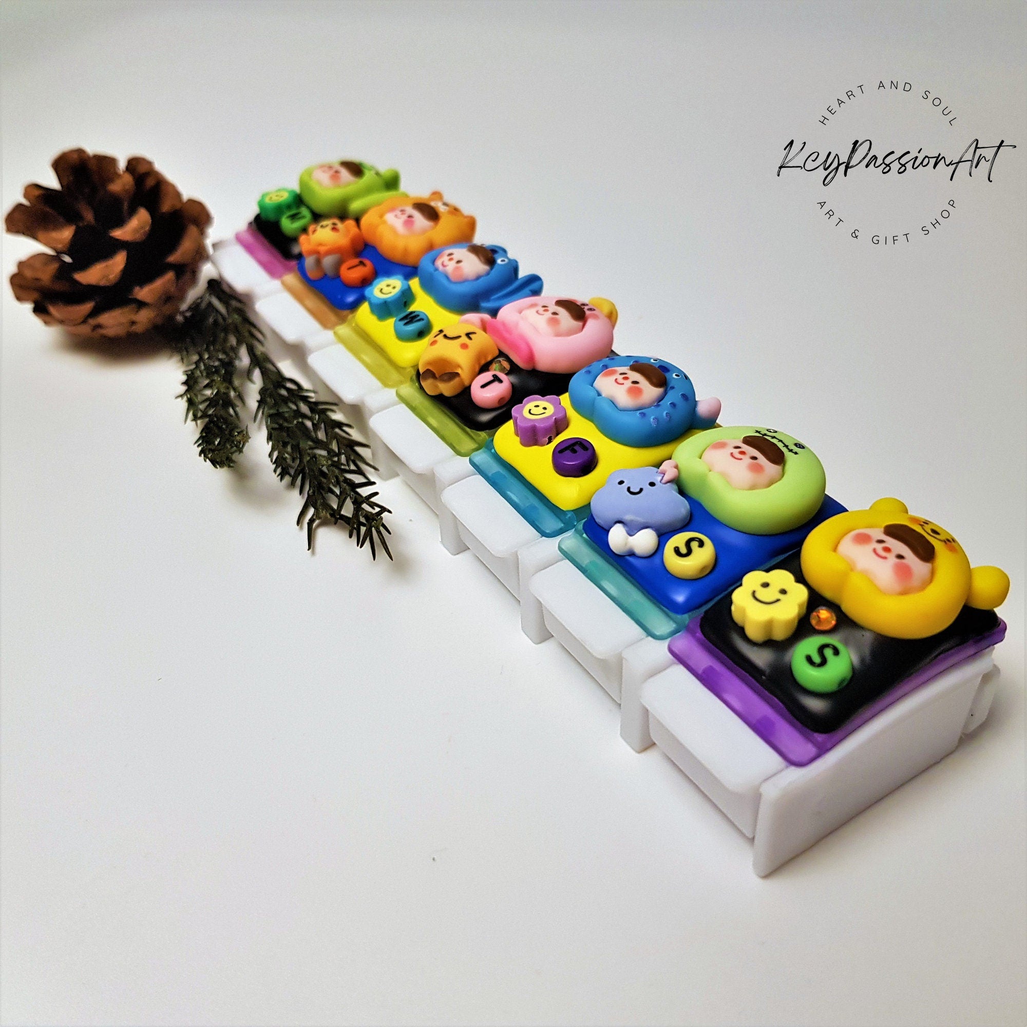 Kawaii Cheeky Monsters - Straight Pill Box