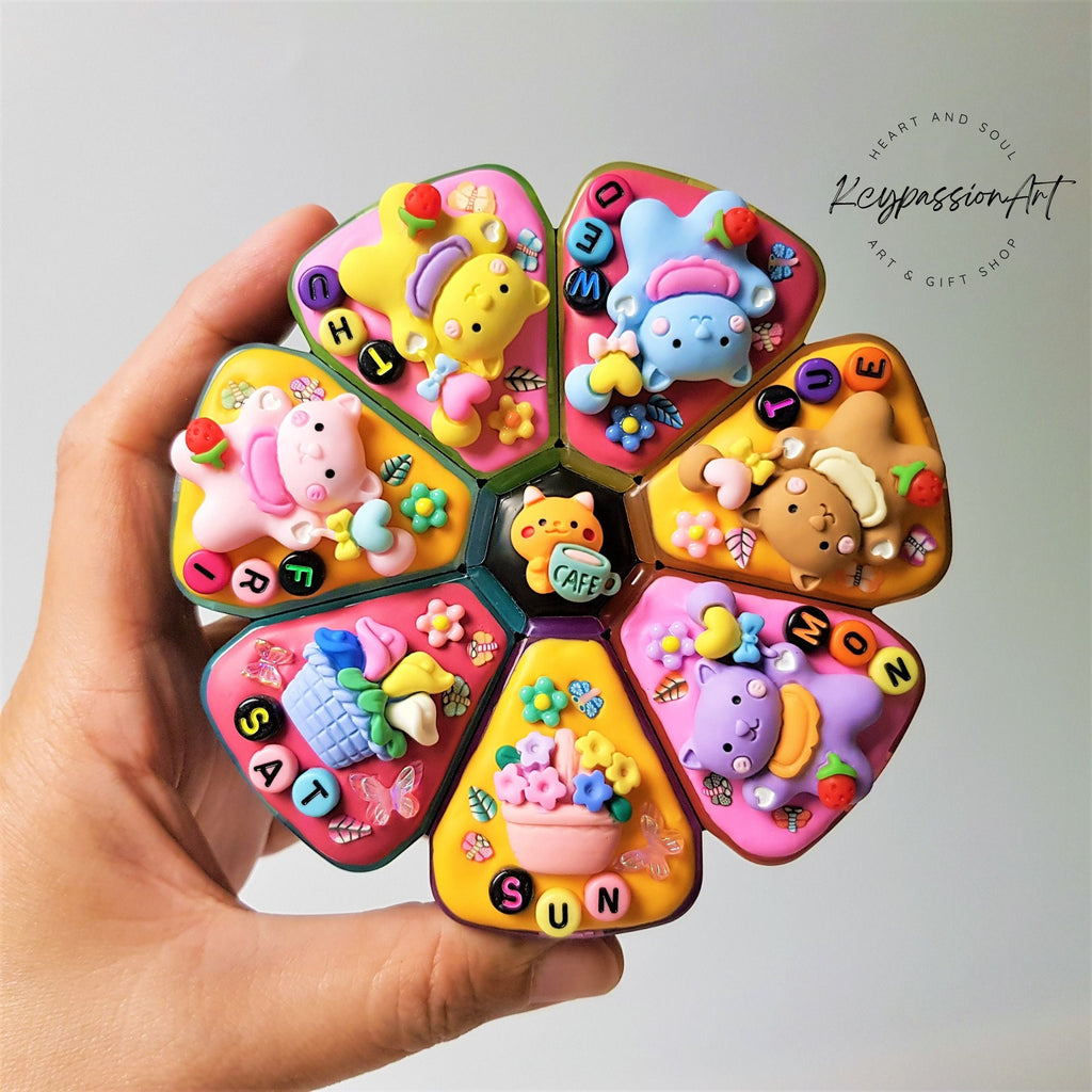 Joyful Cats - XL Pill Box