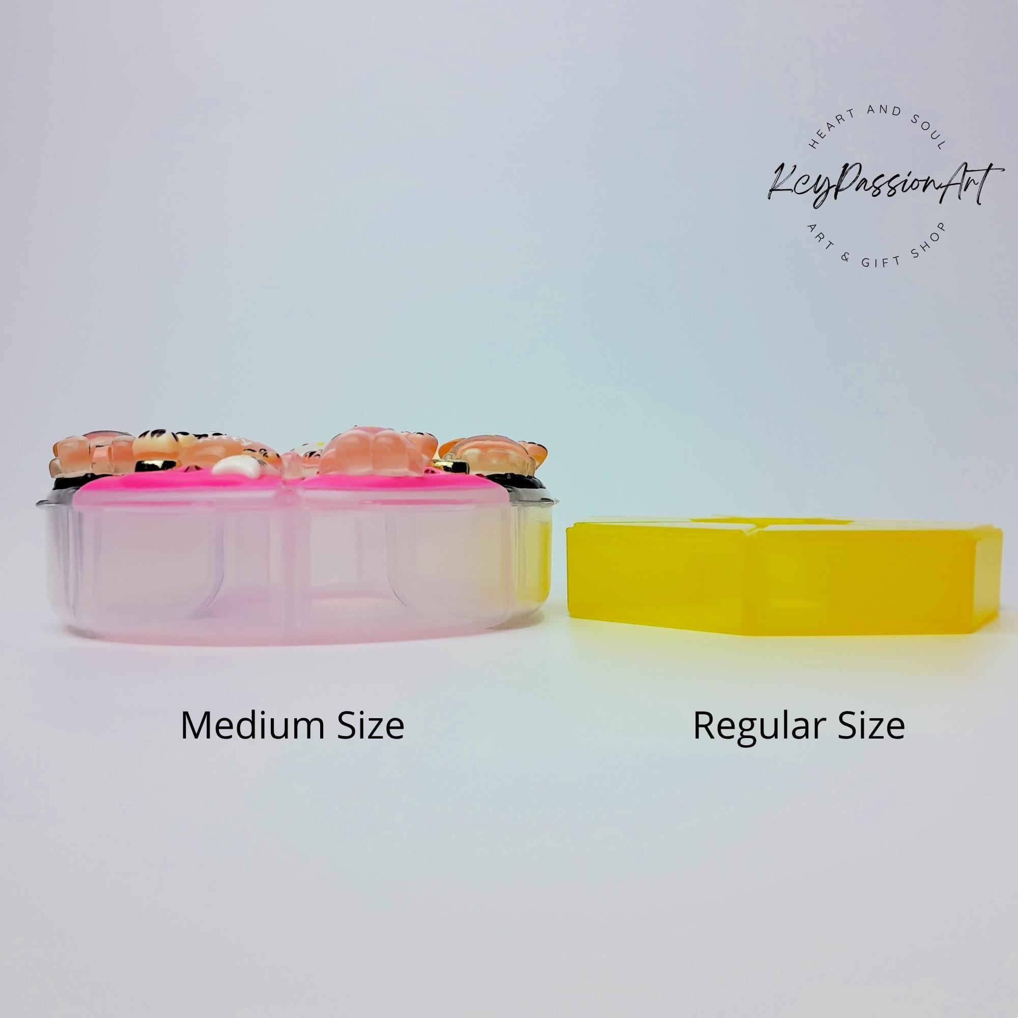 Spotted Kawaii Cat Decorated Round Pill Box