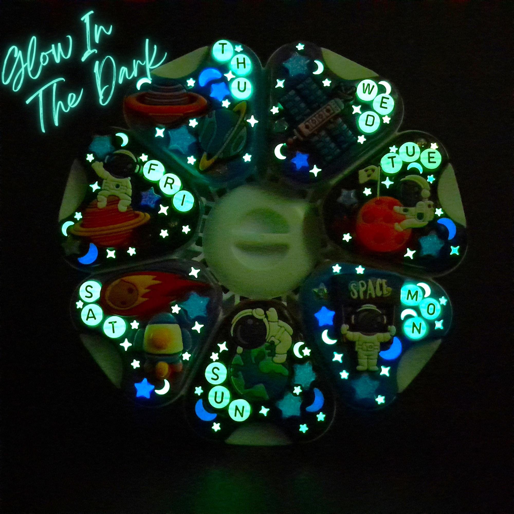 I Need My Space - Jumbo Pill Box