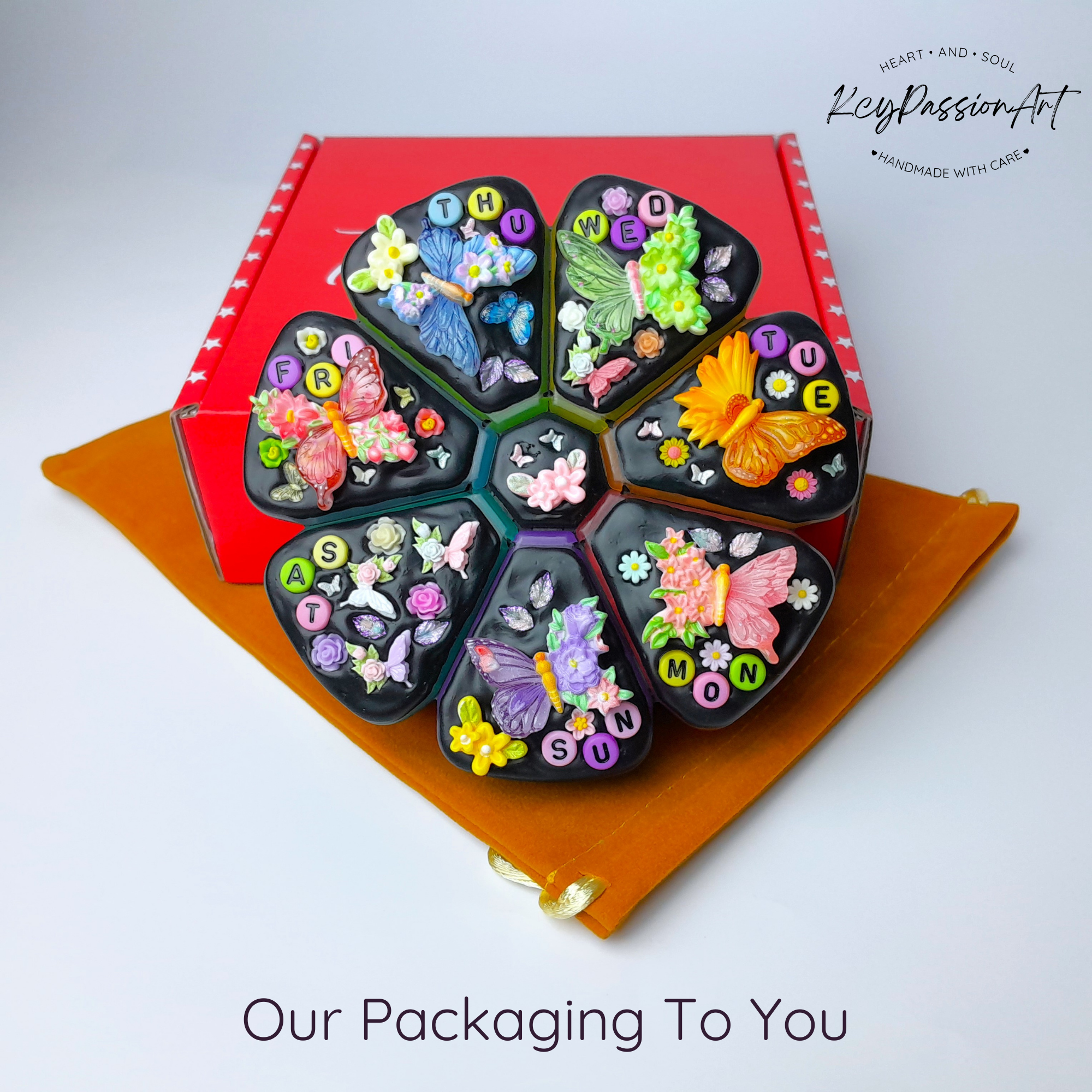 Butterflies Paradise - XL Pill Box