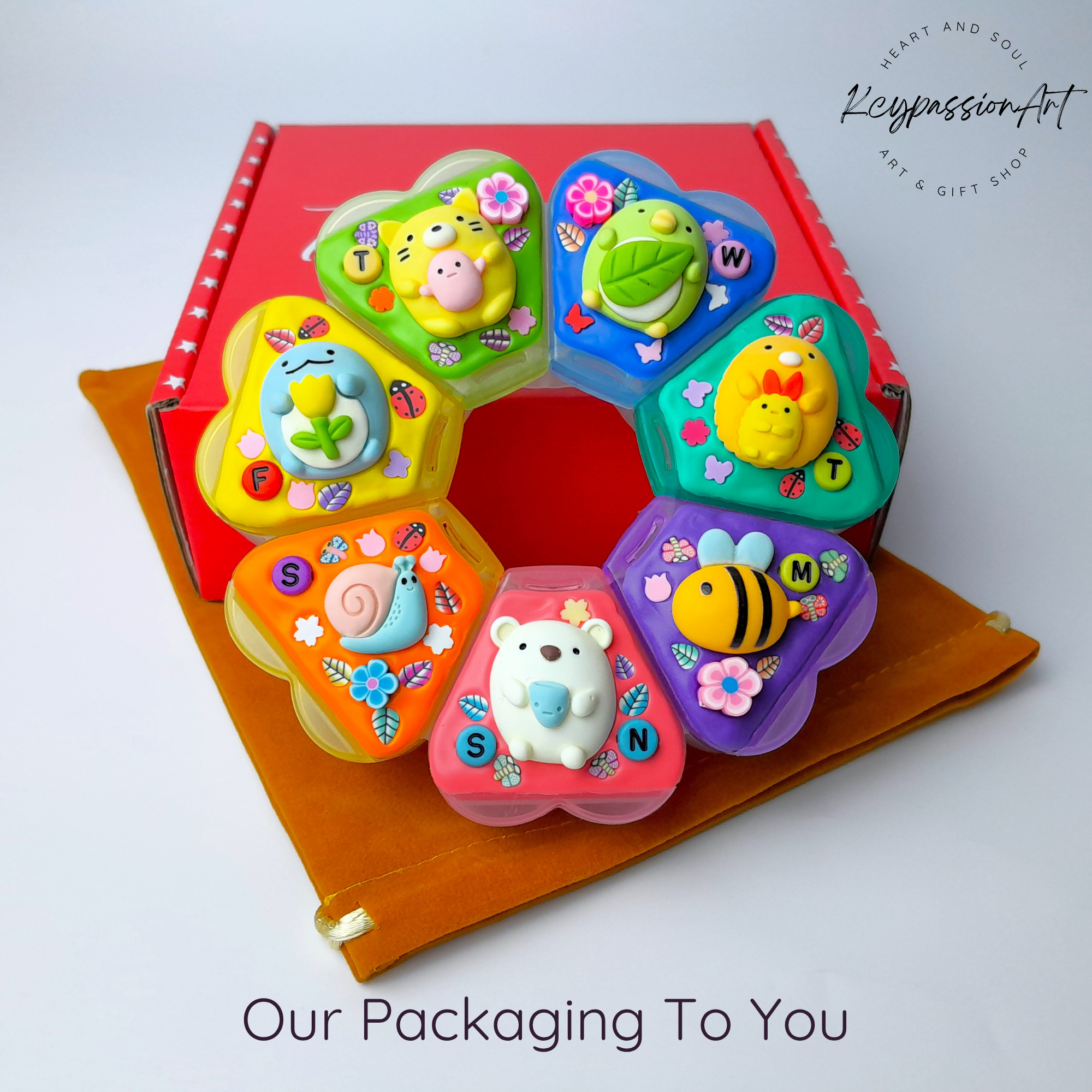 Friendship Decorated XL Flower Pill Box