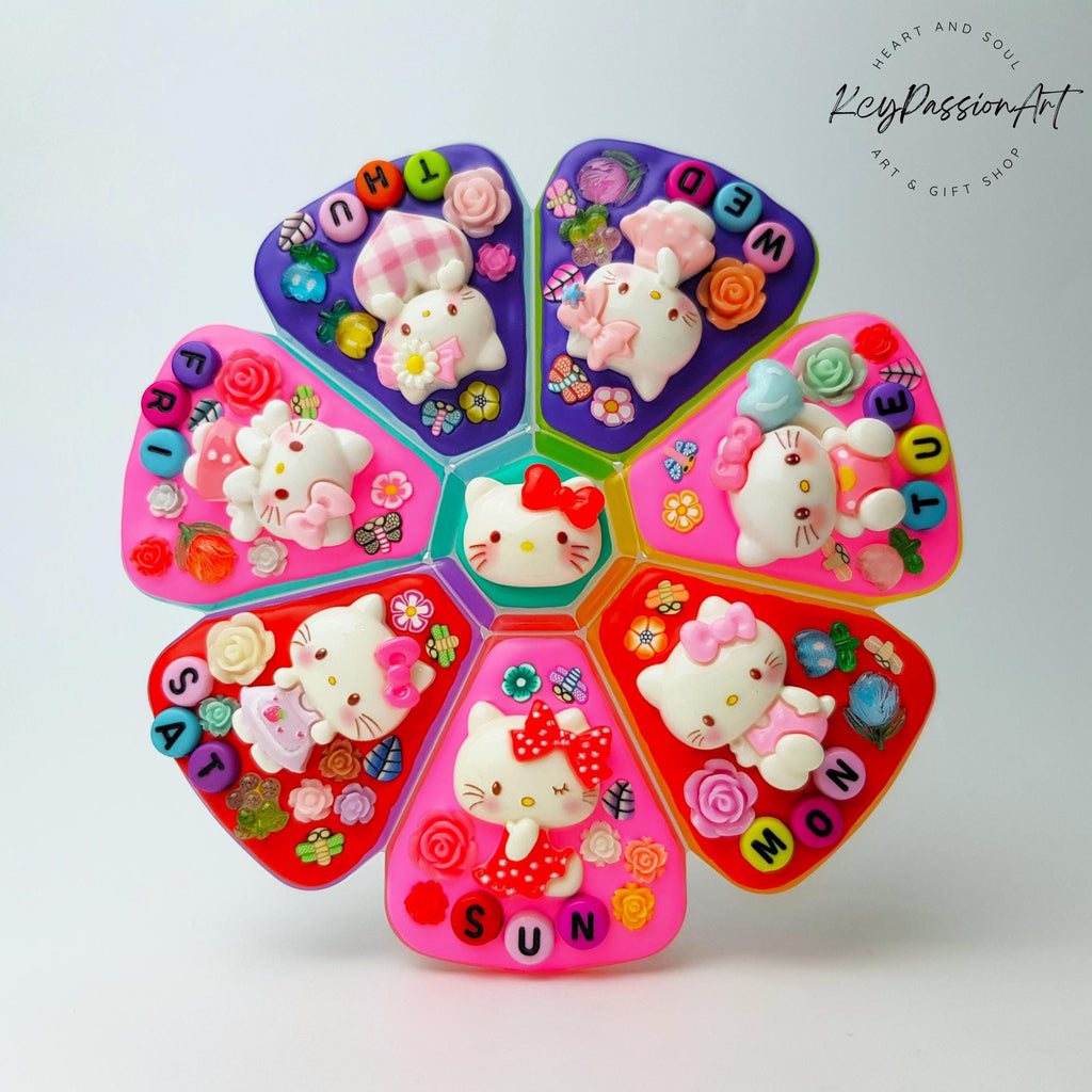 Mesmerized Flower Maze - XL Pill Box