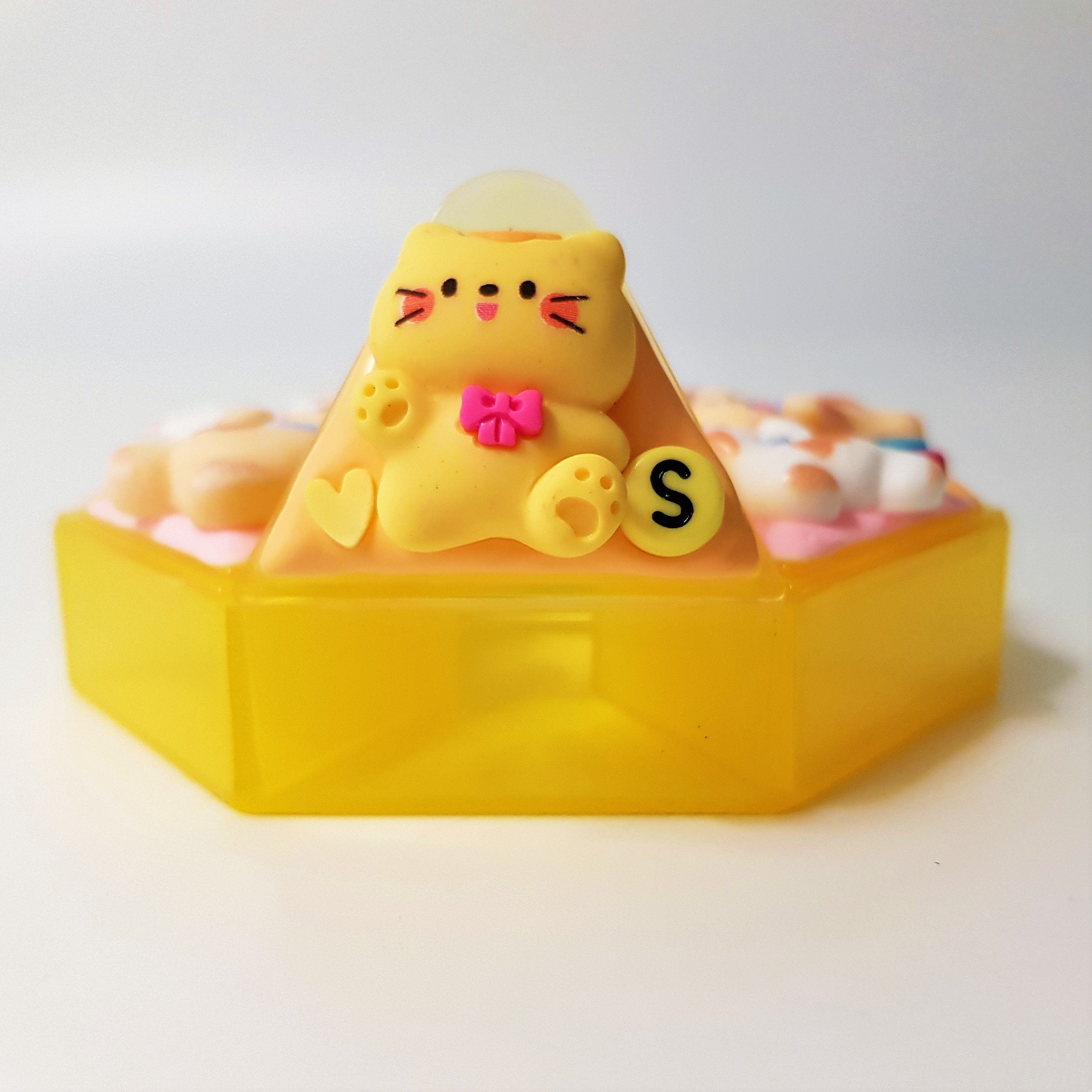 My Kitty Cats - Heptagon Pill Box