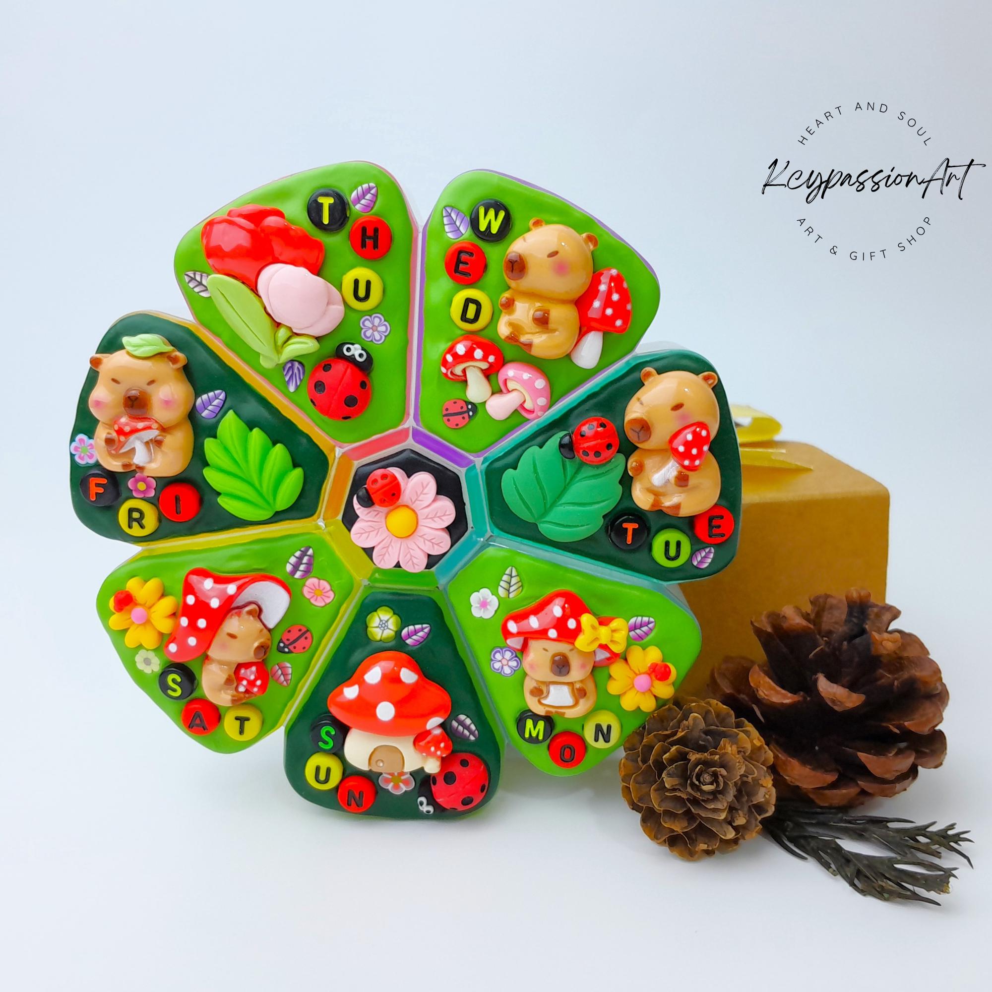 Mushroom Capybara - XL Pill Box