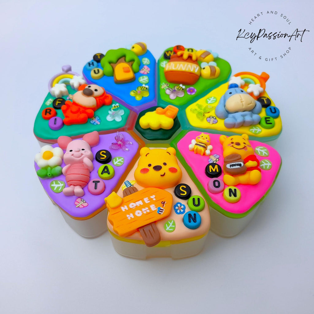 Honey Bear & Friends -XL Pill Box