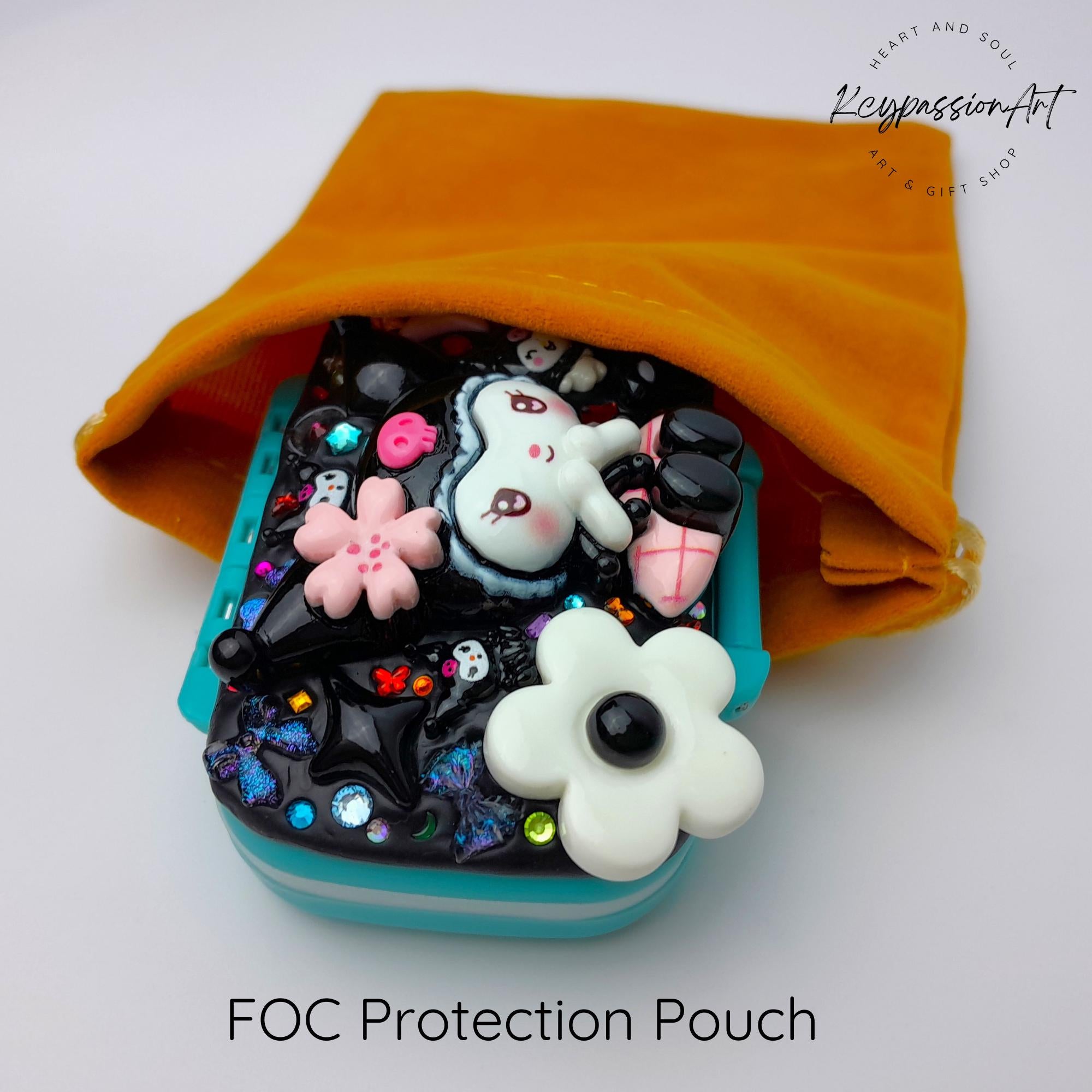 Cute Punk And Goth Decorated 3-Grids Pill Box