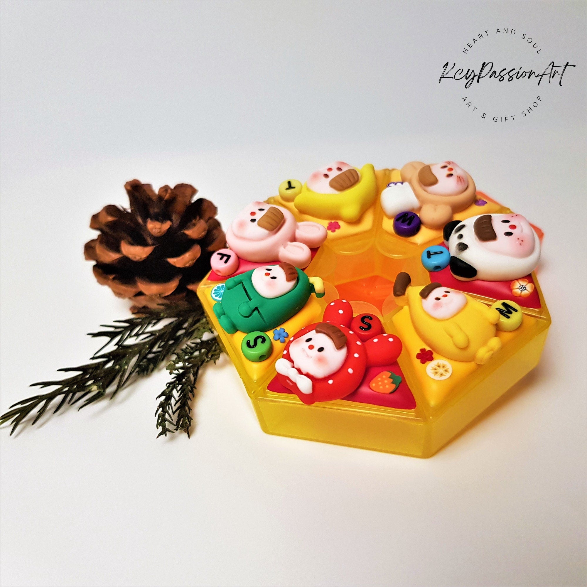 Cutie Baby Face - Heptagon Pill Box