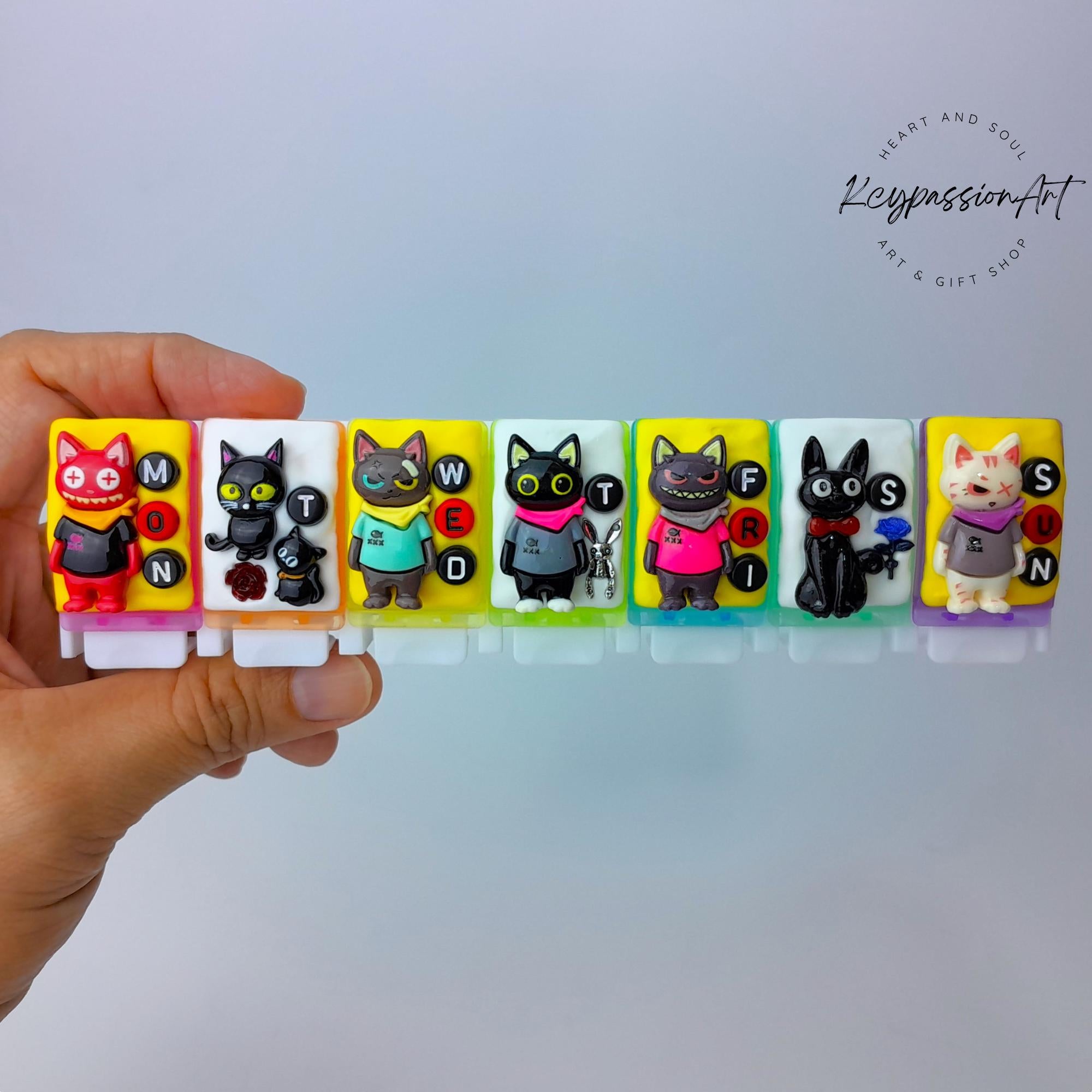 Cool Cats - Straight Pill Box