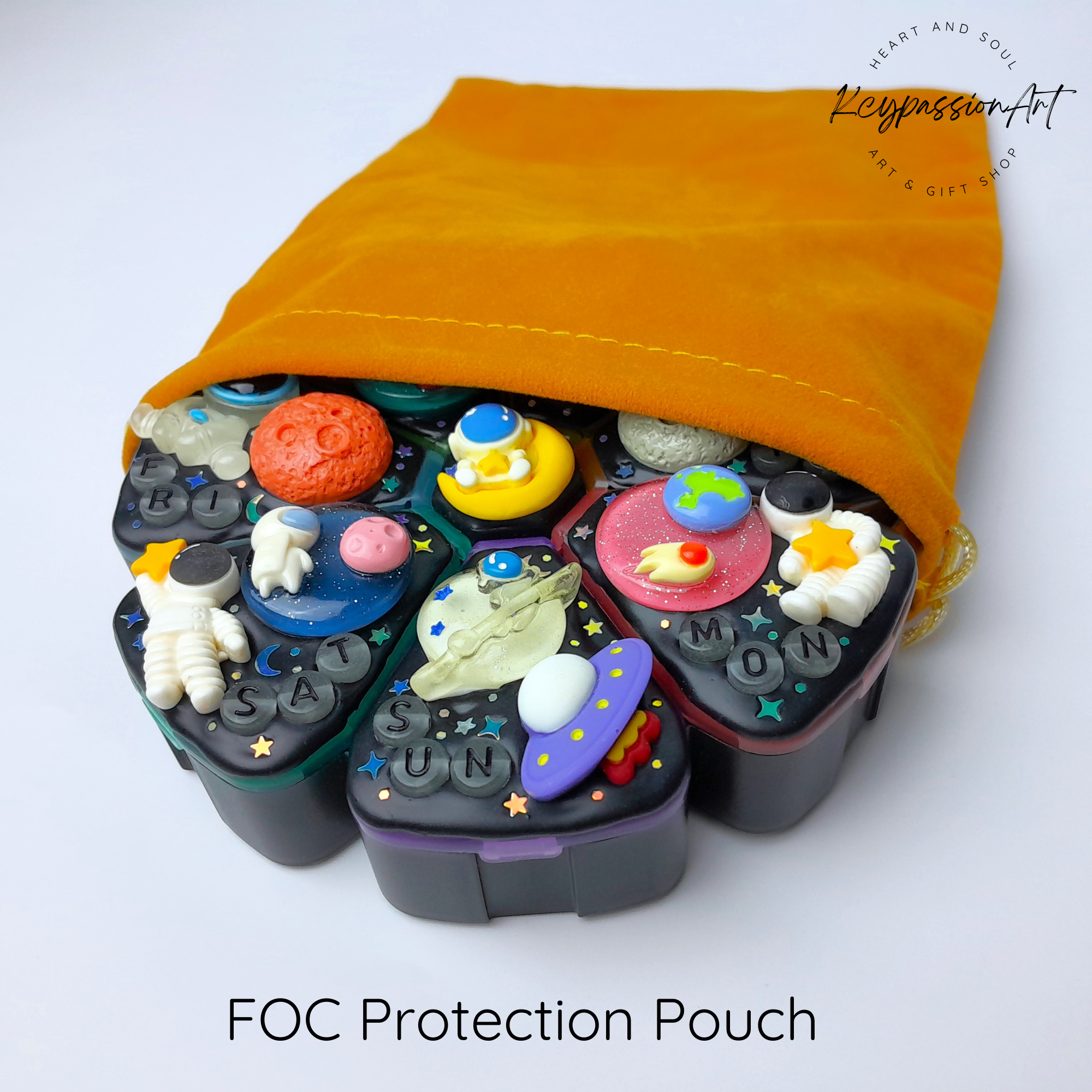 Astronaut - XL Pill Box