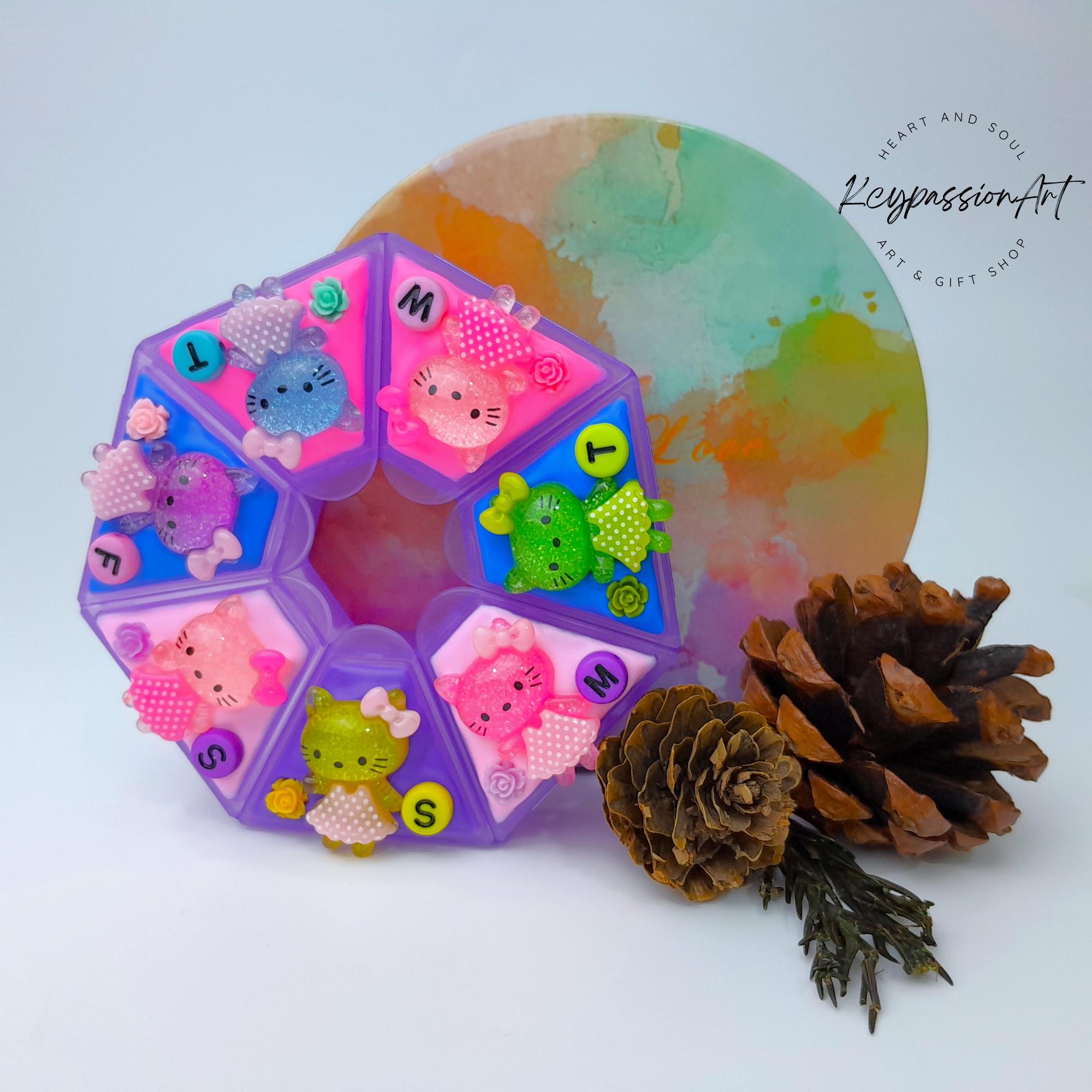 Sisterhood - Heptagon Pill Box