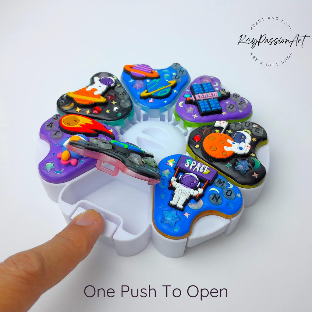 Jumbo-Pillenbox mit Dekor für 7 Tage, Motiv: „Ich brauche meinen Platz“, 8 Fächer, Behälter für Medikamente und Vitaminpräparate