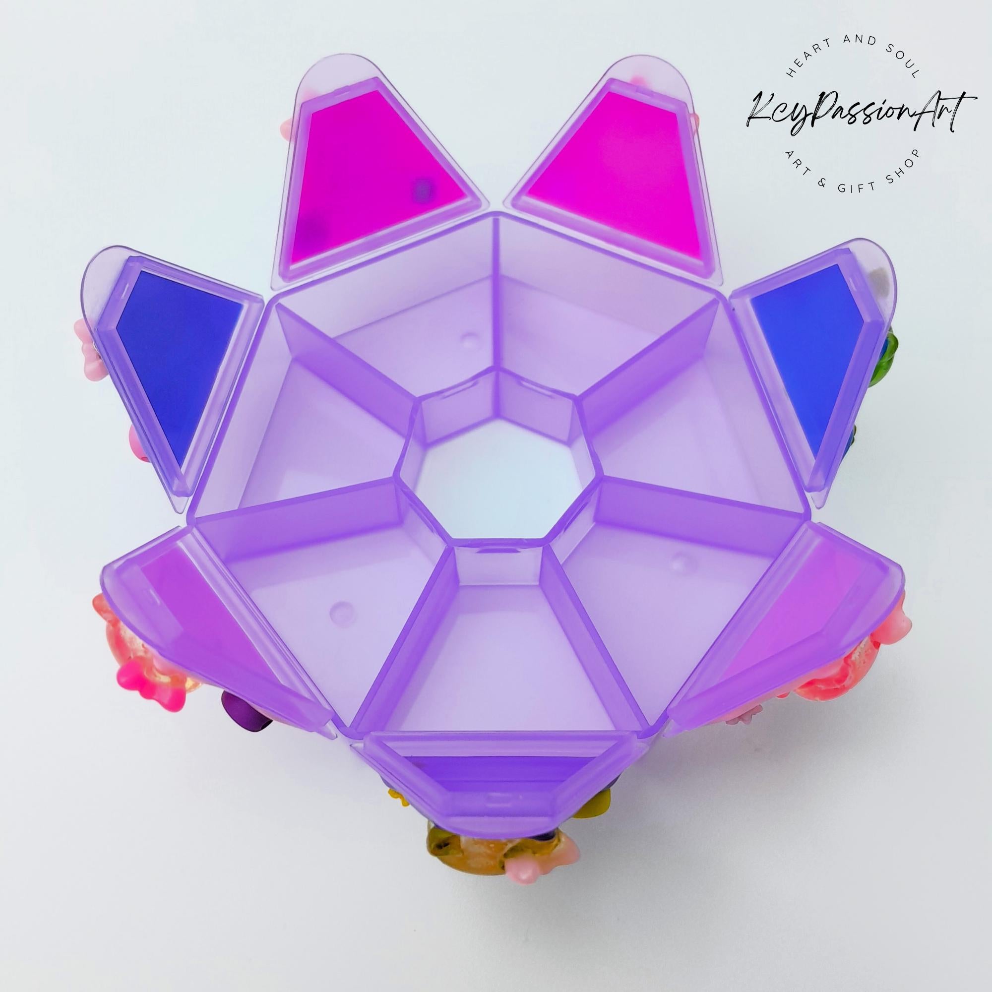Sisterhood - Heptagon Pill Box