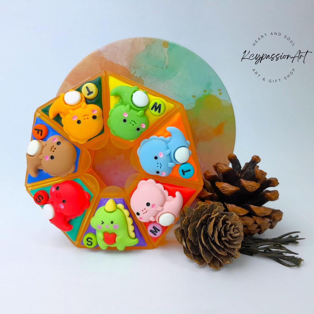 United Color Of Dino - Heptagon Pill Box