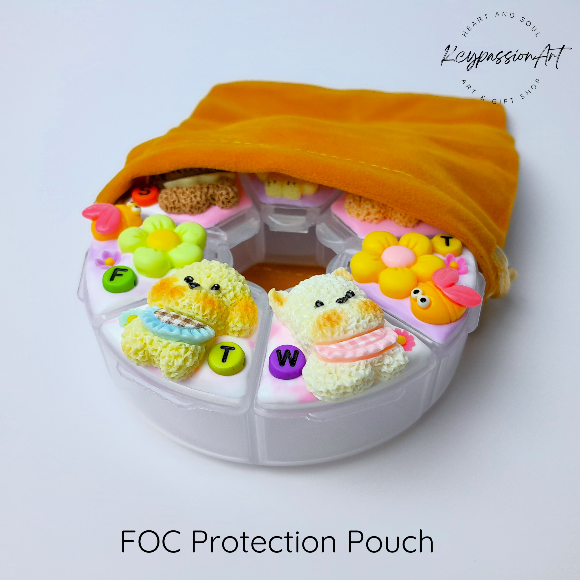 Dogs Lover Decorated Round Pill Box