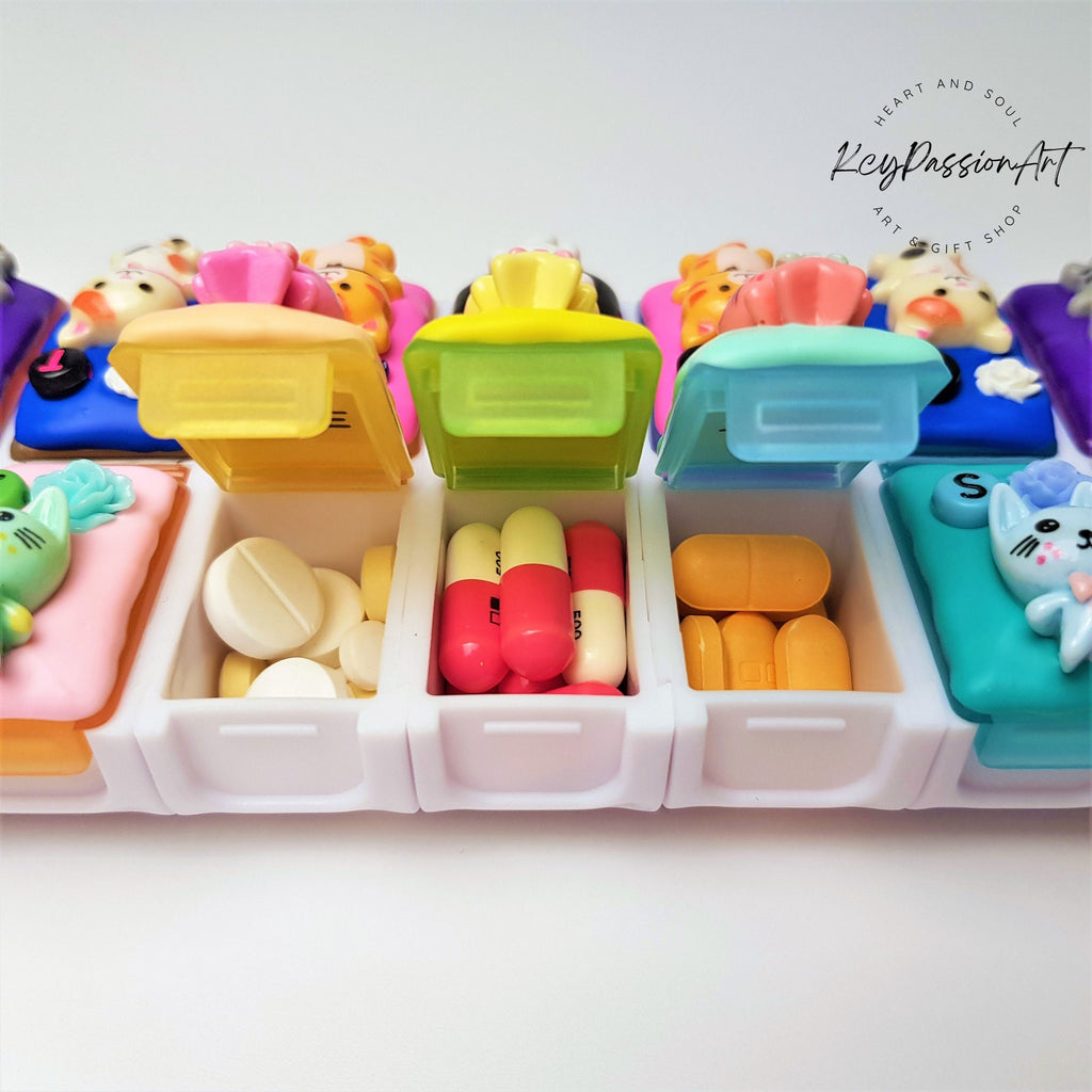 Kitty Cats - Detachable Pill Box