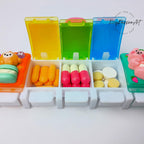 Macarons 21 With Love - Straight Day Pill Box